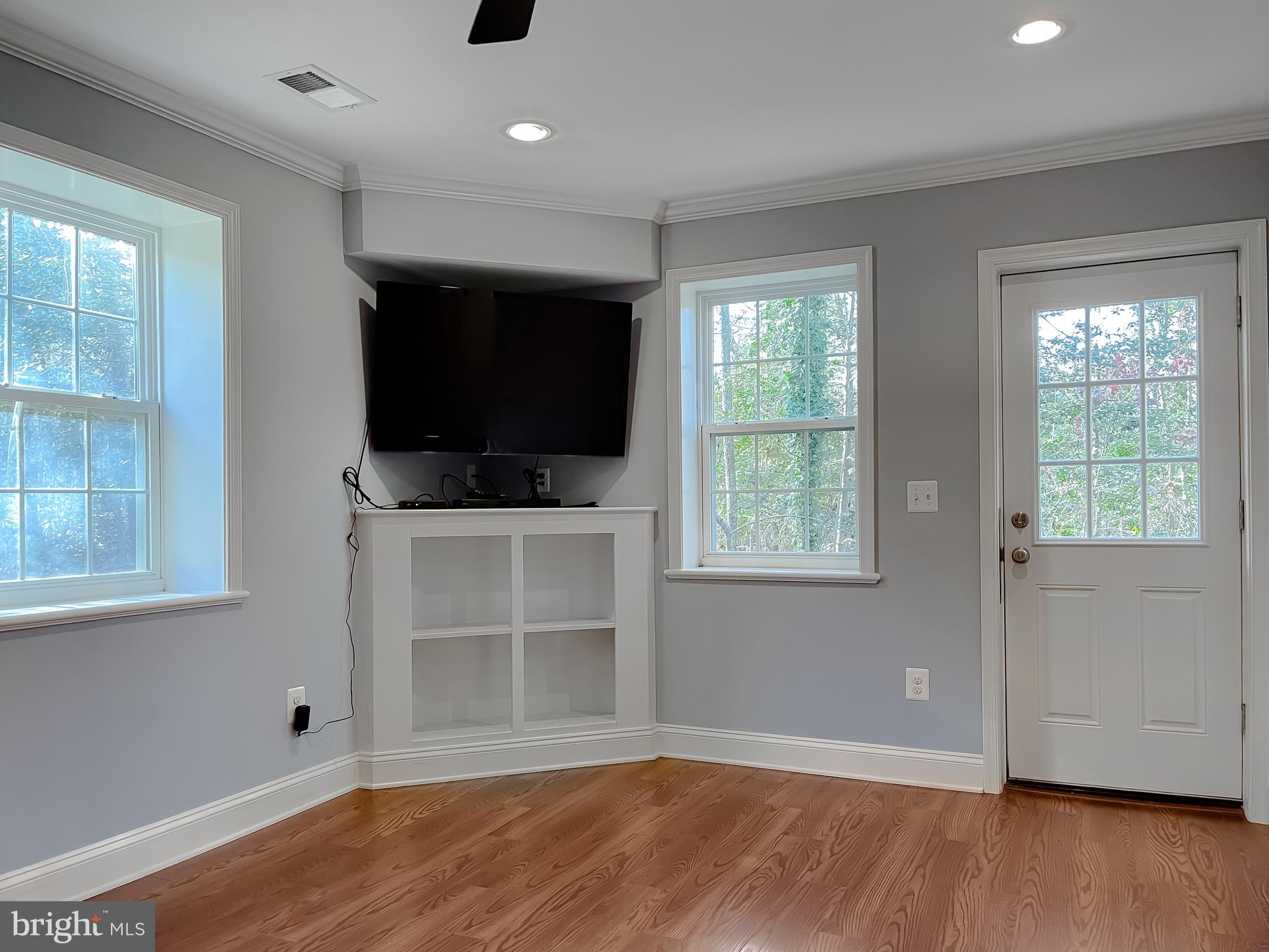 Leonardtown, Maryland, 20650, United States, 5 Bedrooms Bedrooms, ,4 BathroomsBathrooms,Residential,For Sale,2006154