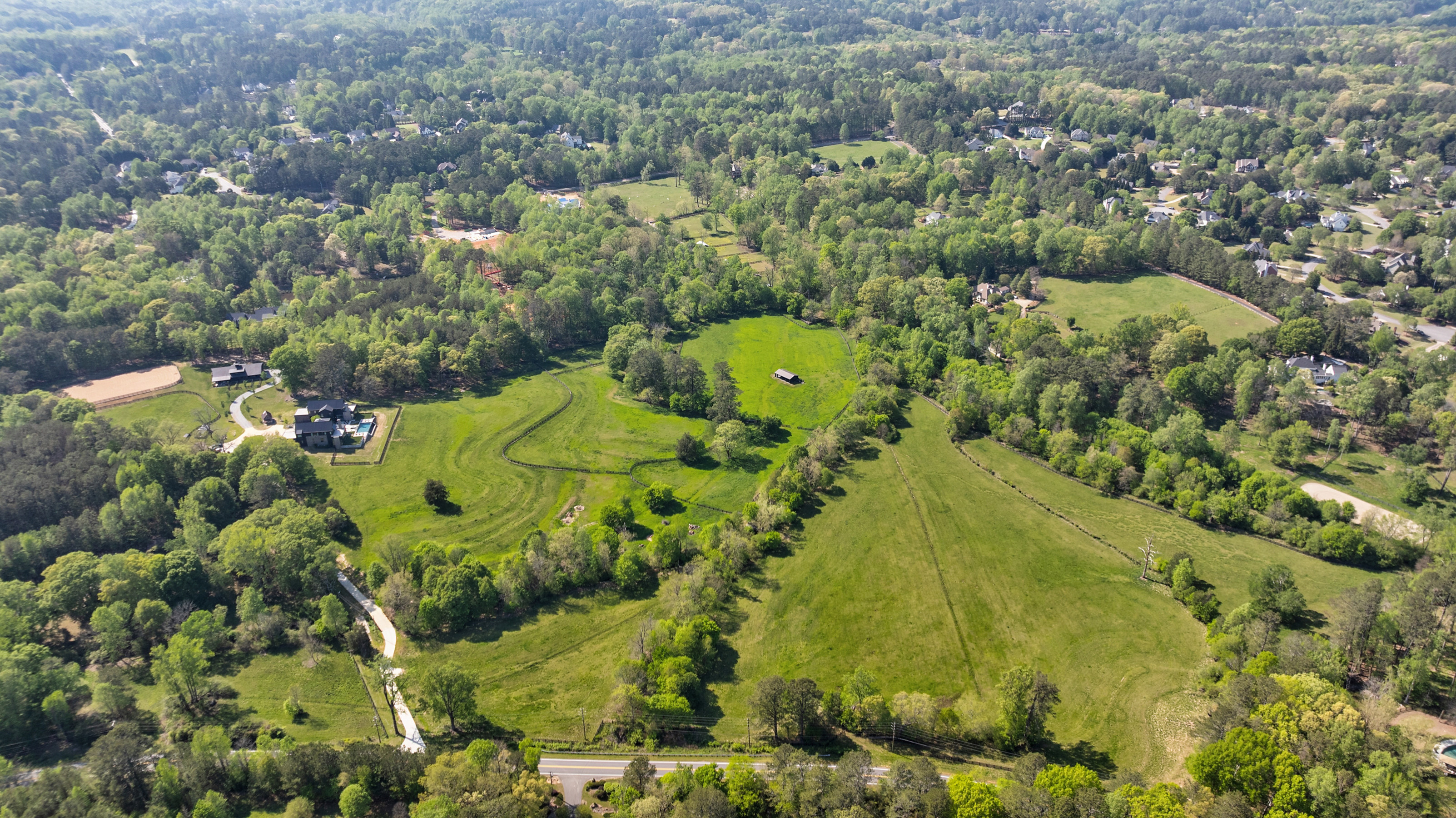  Stunning Milton Estate with Barn and Greenhouse on 50+/- Private Acres - 物件實景