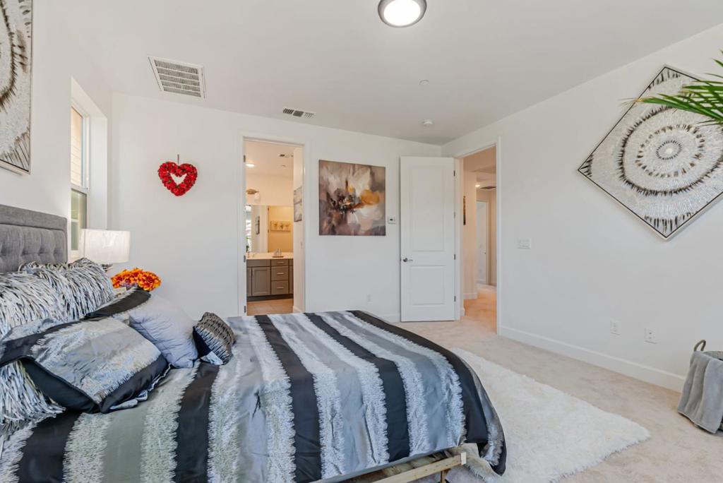 Hercules, California, 94547, United States, 4 Bedrooms Bedrooms, ,3 BathroomsBathrooms,Residential,For Sale,1978520