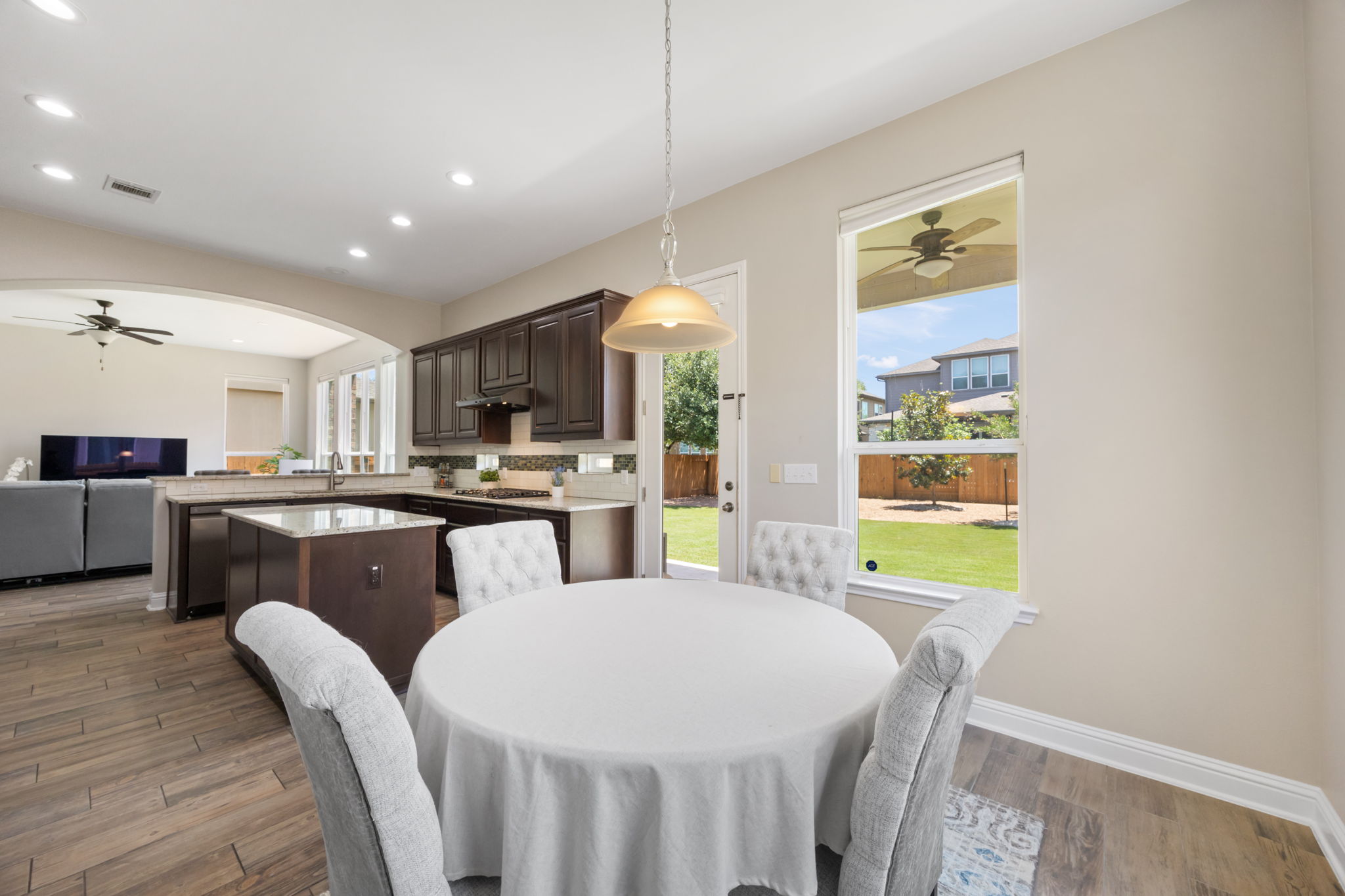  Picturesque Home In Greyrock Ridge - 物件實景