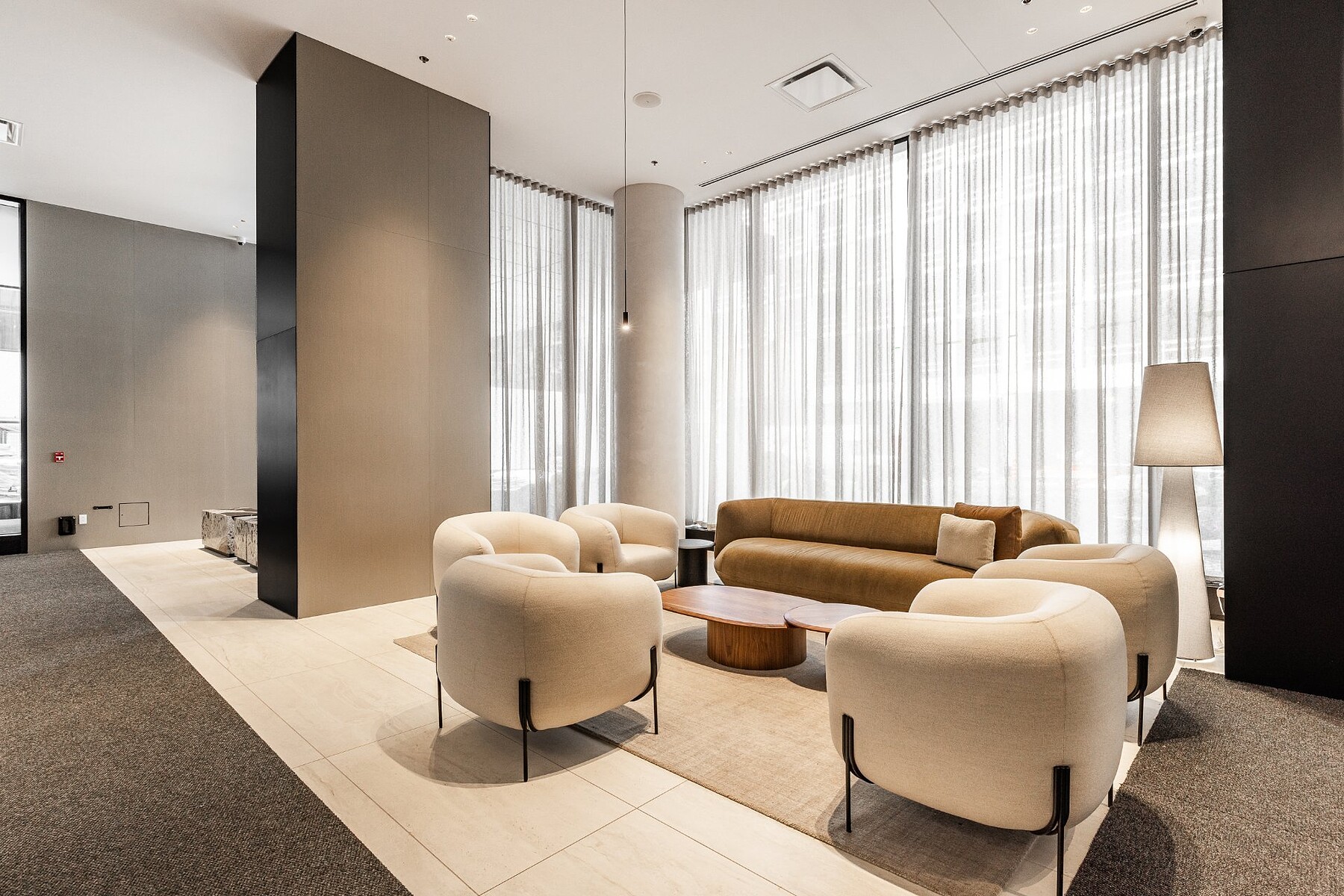  One Square Phillips PH 5204 - 物件實景