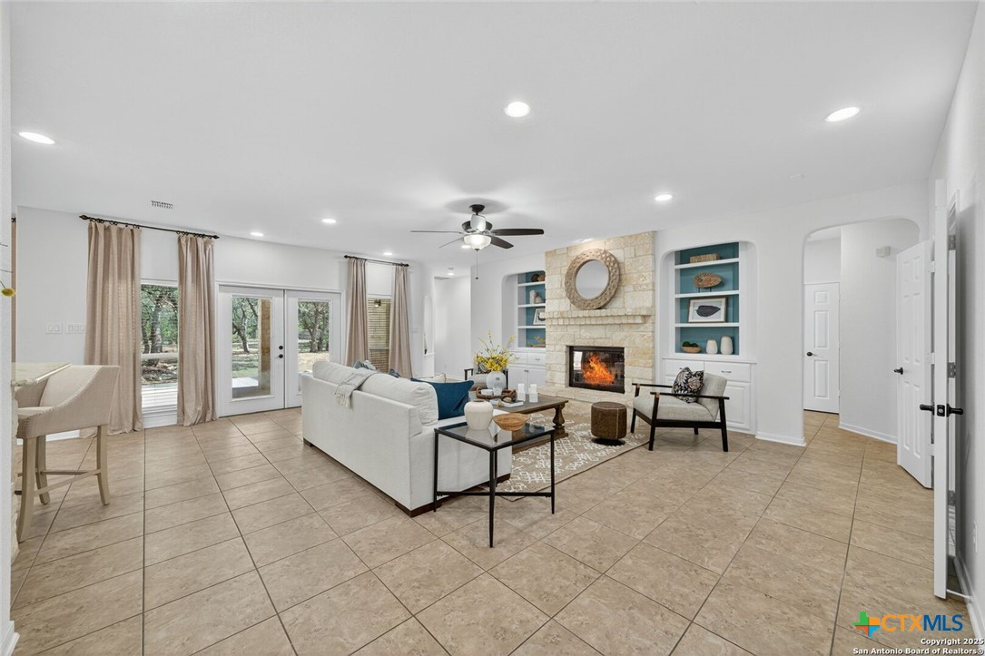 San Antonio, Texas, 78255, United States, 4 Bedrooms Bedrooms, ,3 BathroomsBathrooms,Residential,For Sale,1989721