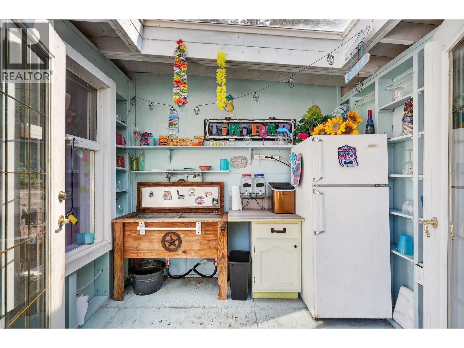 PENTICTON, British Columbia, V2A 7E7, CA, 4 Bedrooms Bedrooms, ,3 BathroomsBathrooms,Residential,For Sale,1947241