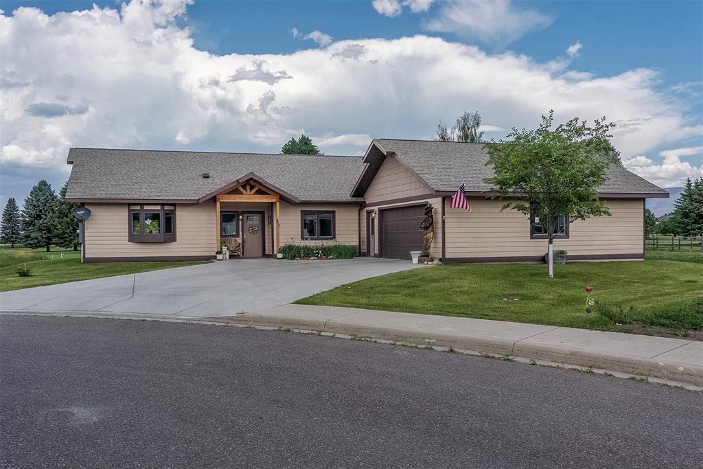 Polson, Montana, 59860, United States, 3 Bedrooms Bedrooms, ,1 BathroomBathrooms,Residential,For Sale,1976737