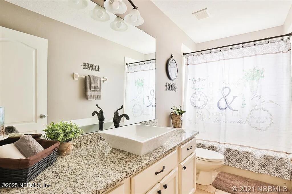 New Smyrna Beach, Florida, 32168, United States, 5 Bedrooms Bedrooms, ,4 BathroomsBathrooms,Residential,For Sale,1976126