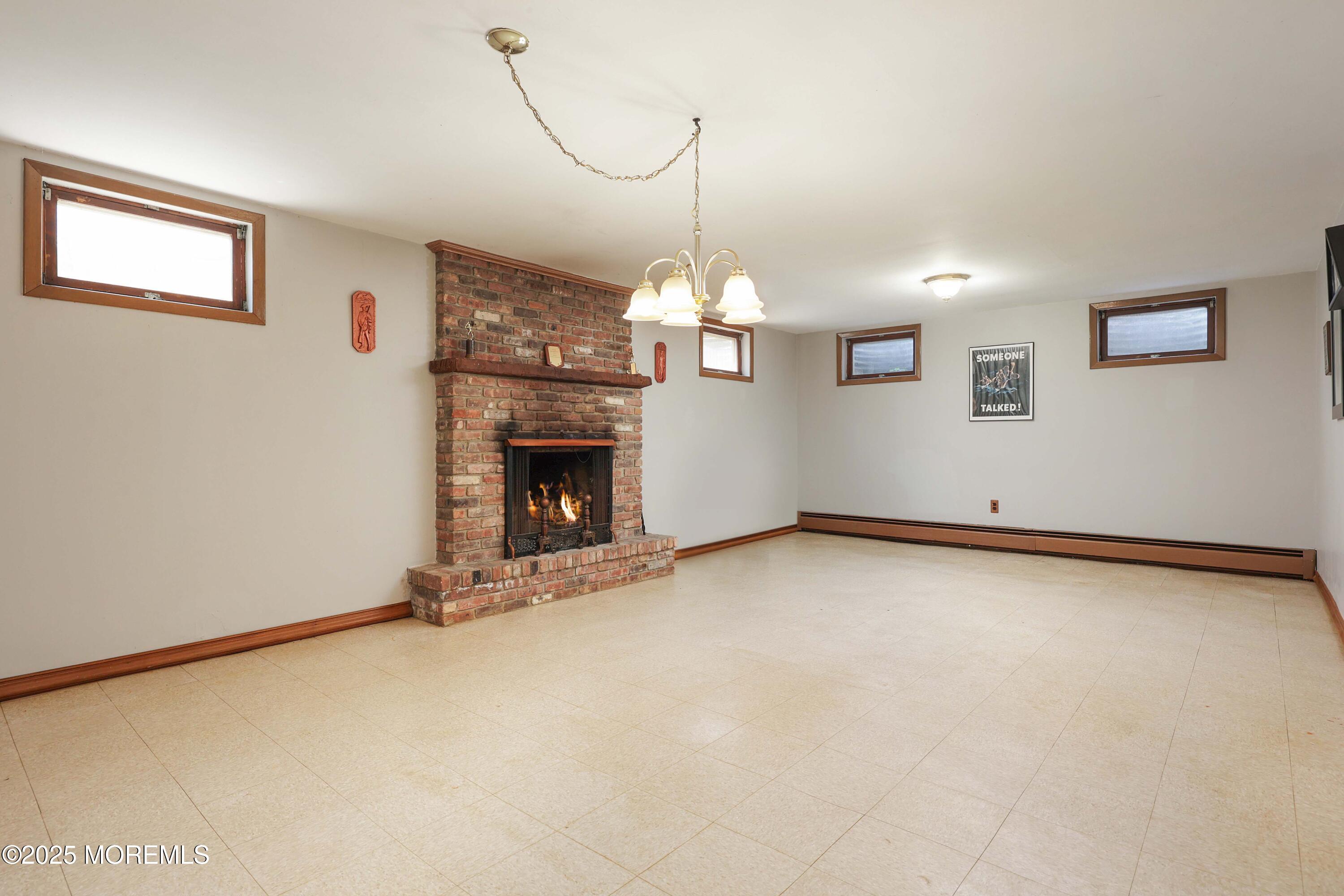 Port Monmouth, New Jersey, 07758, United States, 4 Bedrooms Bedrooms, ,3 BathroomsBathrooms,Residential,For Sale,1901599