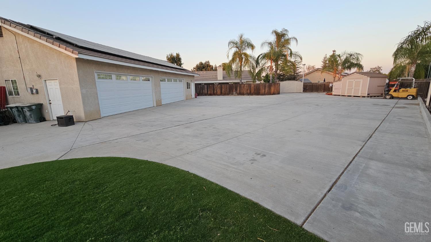 Bakersfield, California, 93312, United States, 4 Bedrooms Bedrooms, ,3 BathroomsBathrooms,Residential,For Sale,1940074