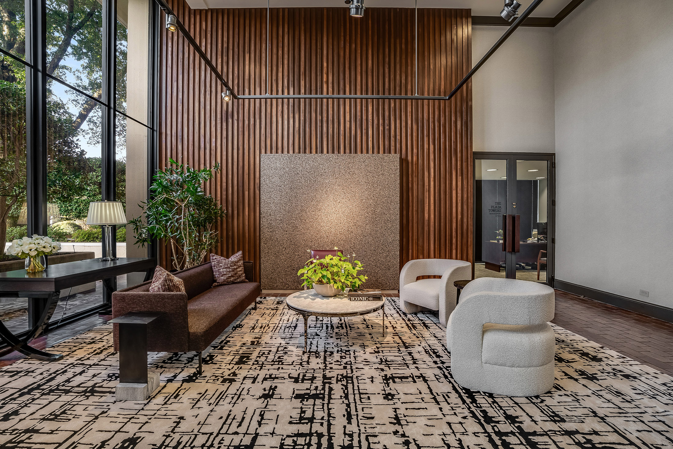  Easy Living at Plaza Towers - 物件實景