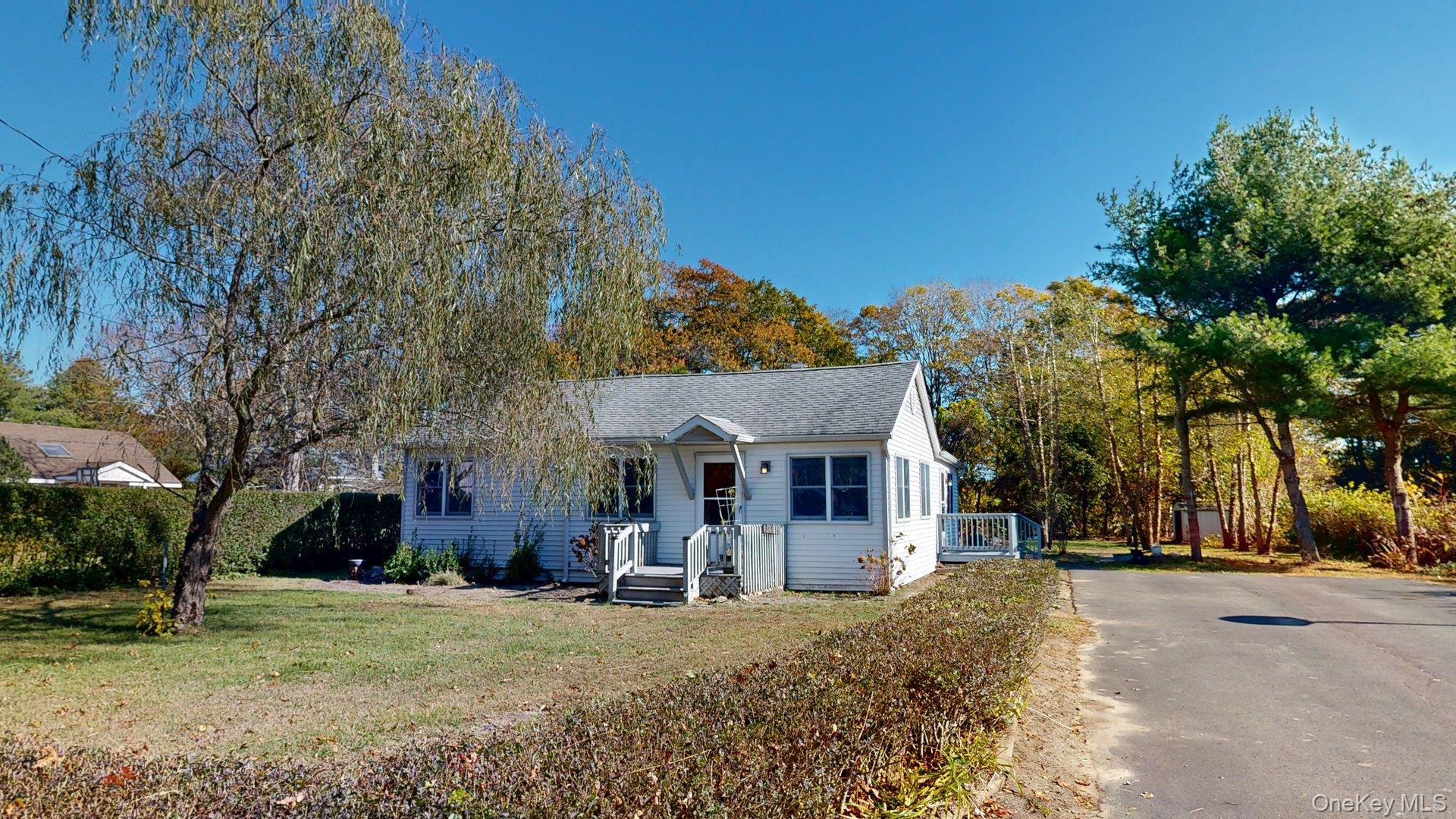 Center Moriches, New York, 11934, United States, 3 Bedrooms Bedrooms, ,1 BathroomBathrooms,Residential,For Sale,1990243