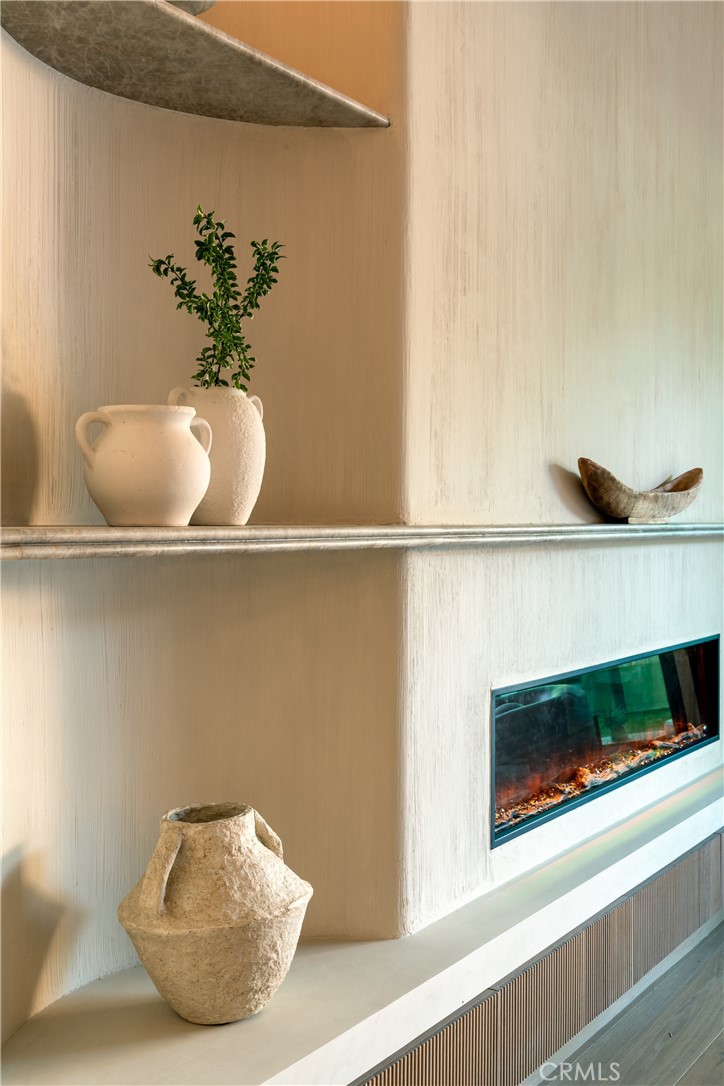 Sherman Oaks, California, 91423, United States, 6 Bedrooms Bedrooms, ,7 BathroomsBathrooms,Residential,For Sale,1990929