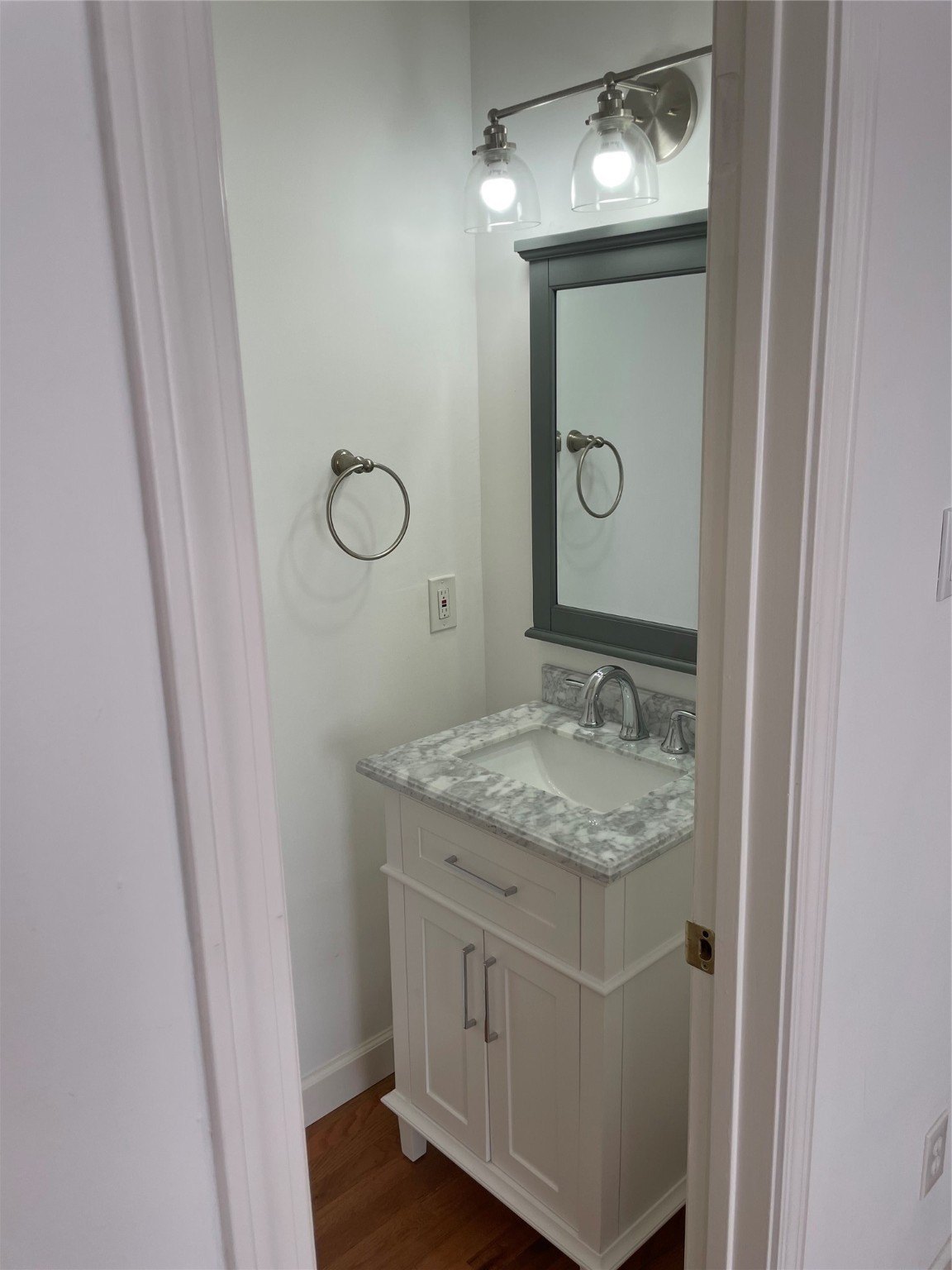 Houston, Texas, 77057, United States, 3 Bedrooms Bedrooms, ,3 BathroomsBathrooms,Residential,For Sale,1921662