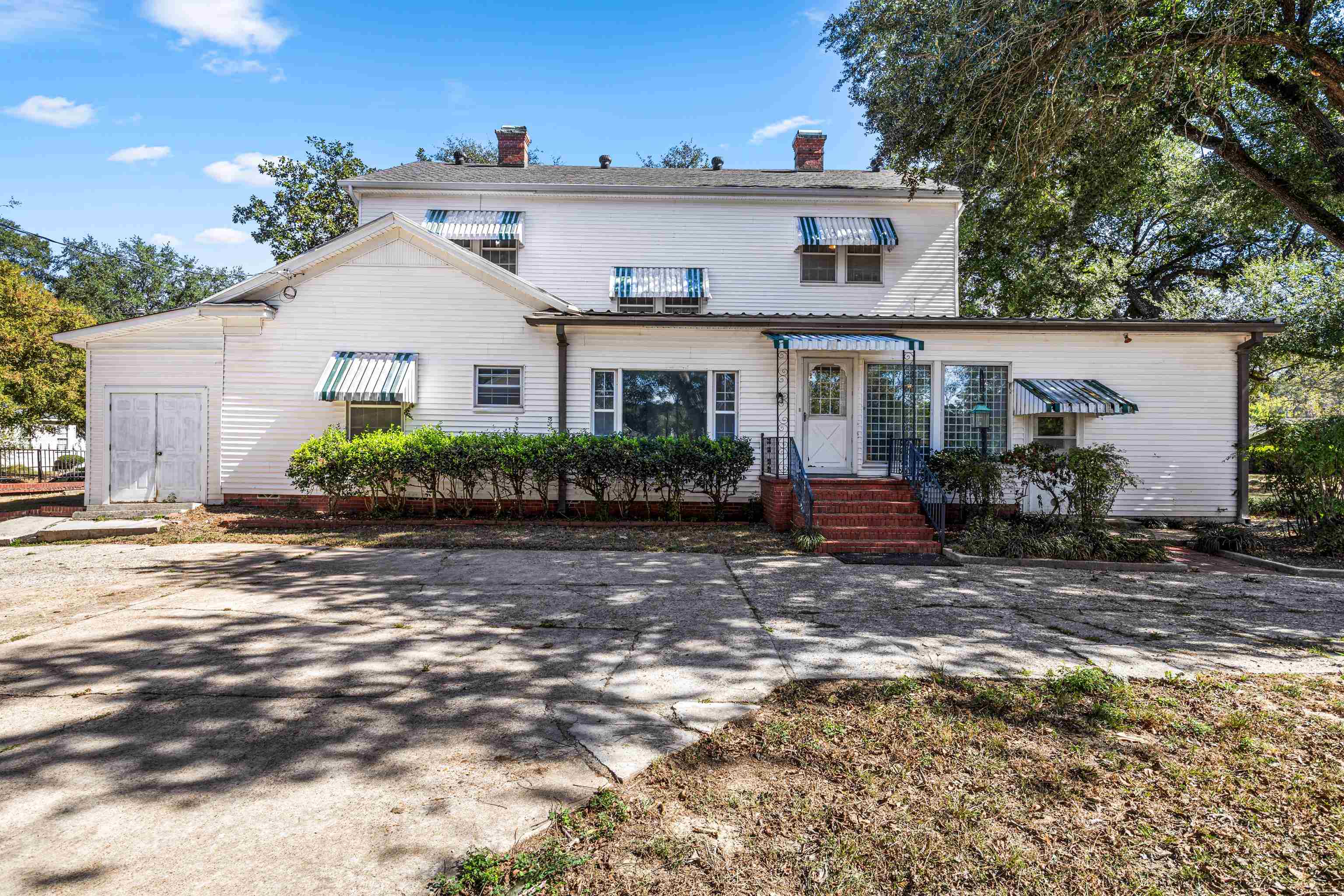 Jefferson, Texas, 75657, United States, 5 Bedrooms Bedrooms, ,5 BathroomsBathrooms,Residential,For Sale,1978271