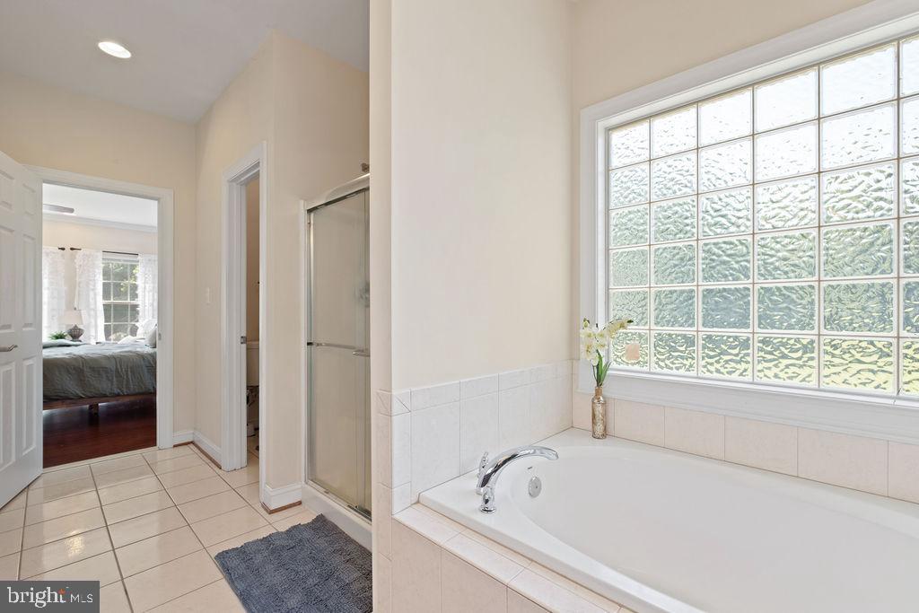 Spotsylvania, Virginia, 22551, United States, 4 Bedrooms Bedrooms, ,5 BathroomsBathrooms,Residential,For Sale,1910445