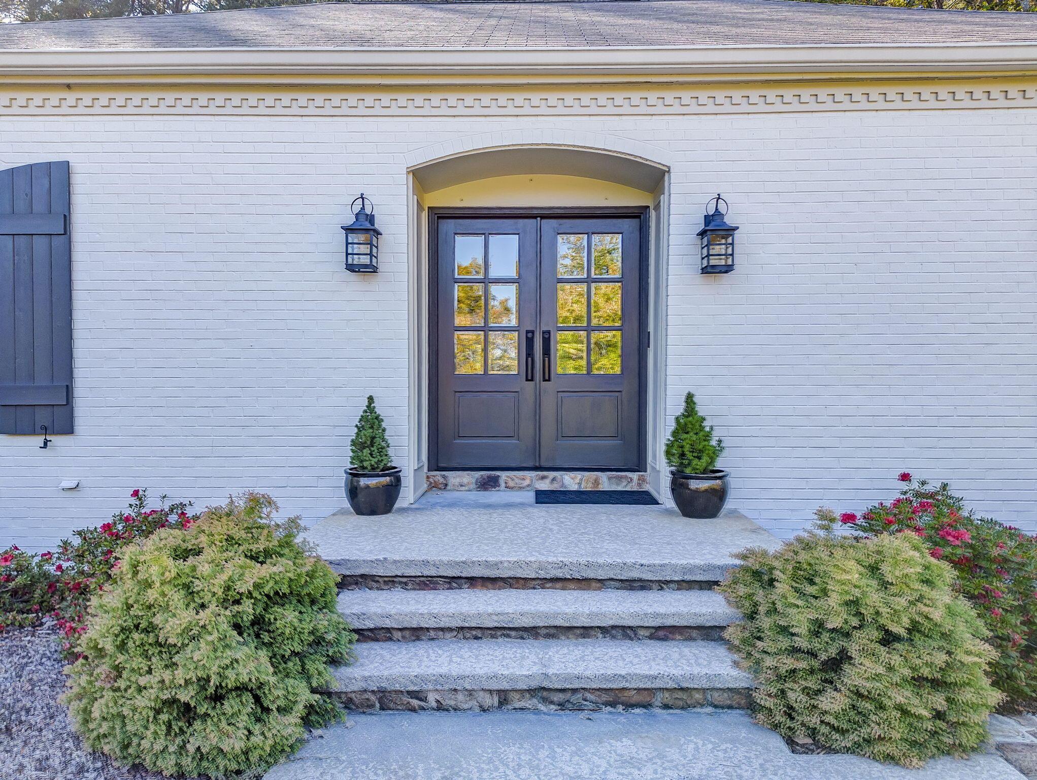 Dalton, Georgia, 30720, United States, 4 Bedrooms Bedrooms, ,4 BathroomsBathrooms,Residential,For Sale,1998245