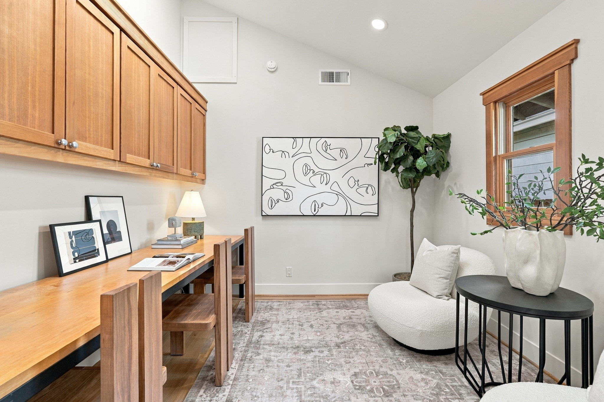  Timeless Craftsman in Belmont - 物件實景