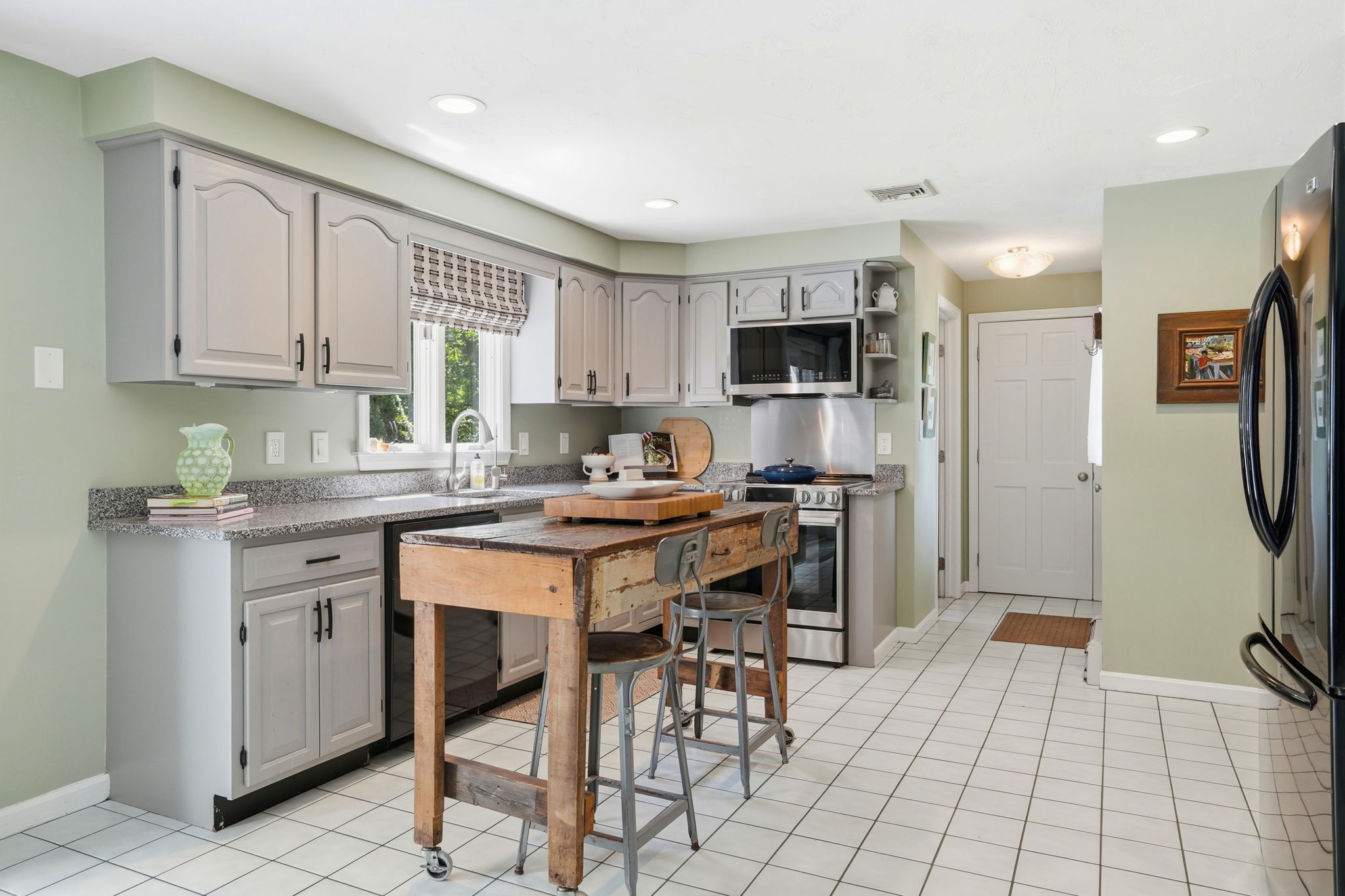  29 walter  faunce rd, kingston - 物件實景