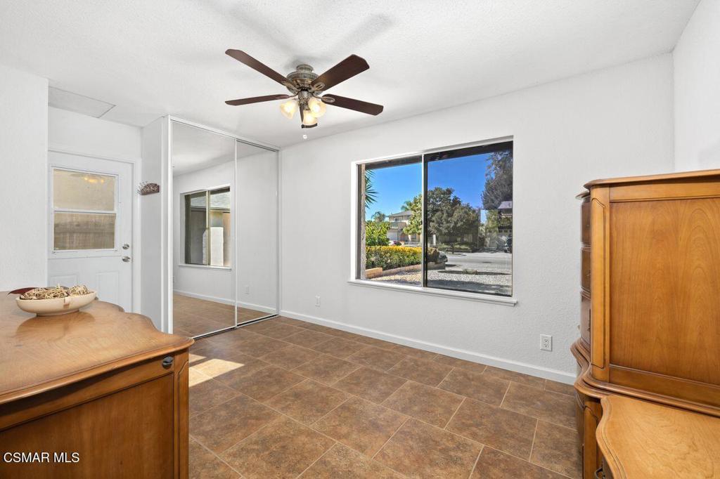 Simi Valley, California, 93065, United States, 3 Bedrooms Bedrooms, ,2 BathroomsBathrooms,Residential,For Sale,1960953