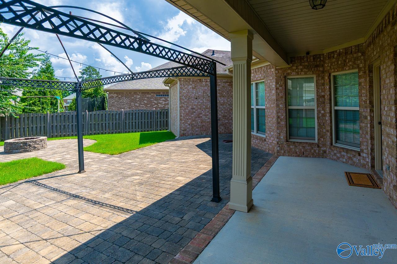 Madison, Alabama, 35756, United States, 4 Bedrooms Bedrooms, ,3 BathroomsBathrooms,Residential,For Sale,1928286