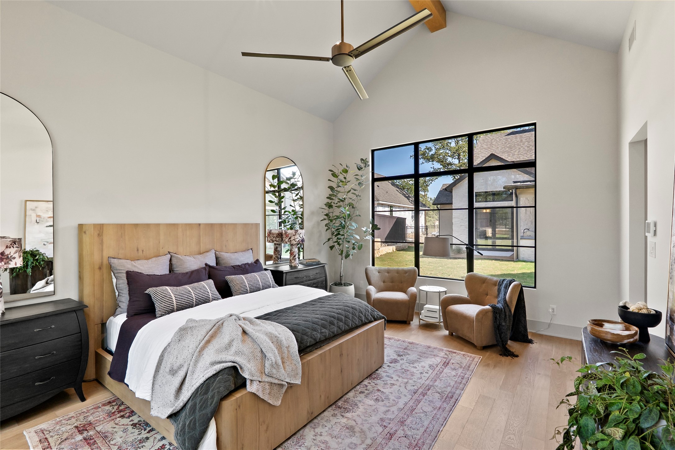 Bryan, Texas, 77807, United States, 3 Bedrooms Bedrooms, ,4 BathroomsBathrooms,Residential,For Sale,1986522