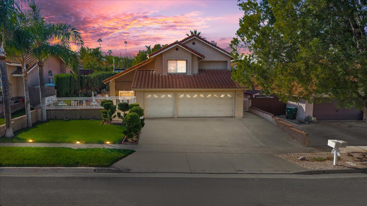 Corona, California, 92881, United States, 5 Bedrooms Bedrooms, ,3 BathroomsBathrooms,Residential,For Sale,1983465