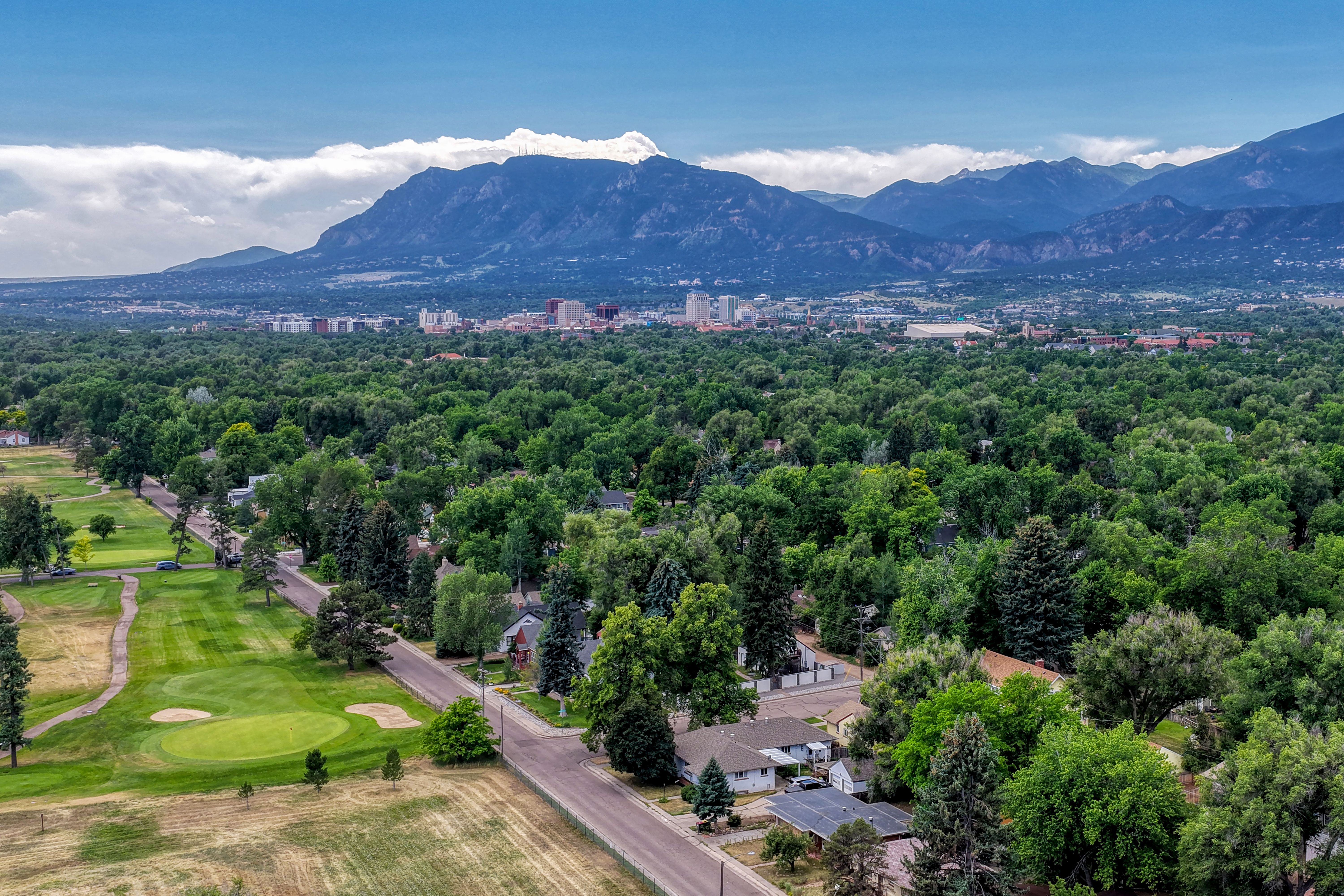  Rare Combination of Golf Course Living, Community & Convenience - 物件實景