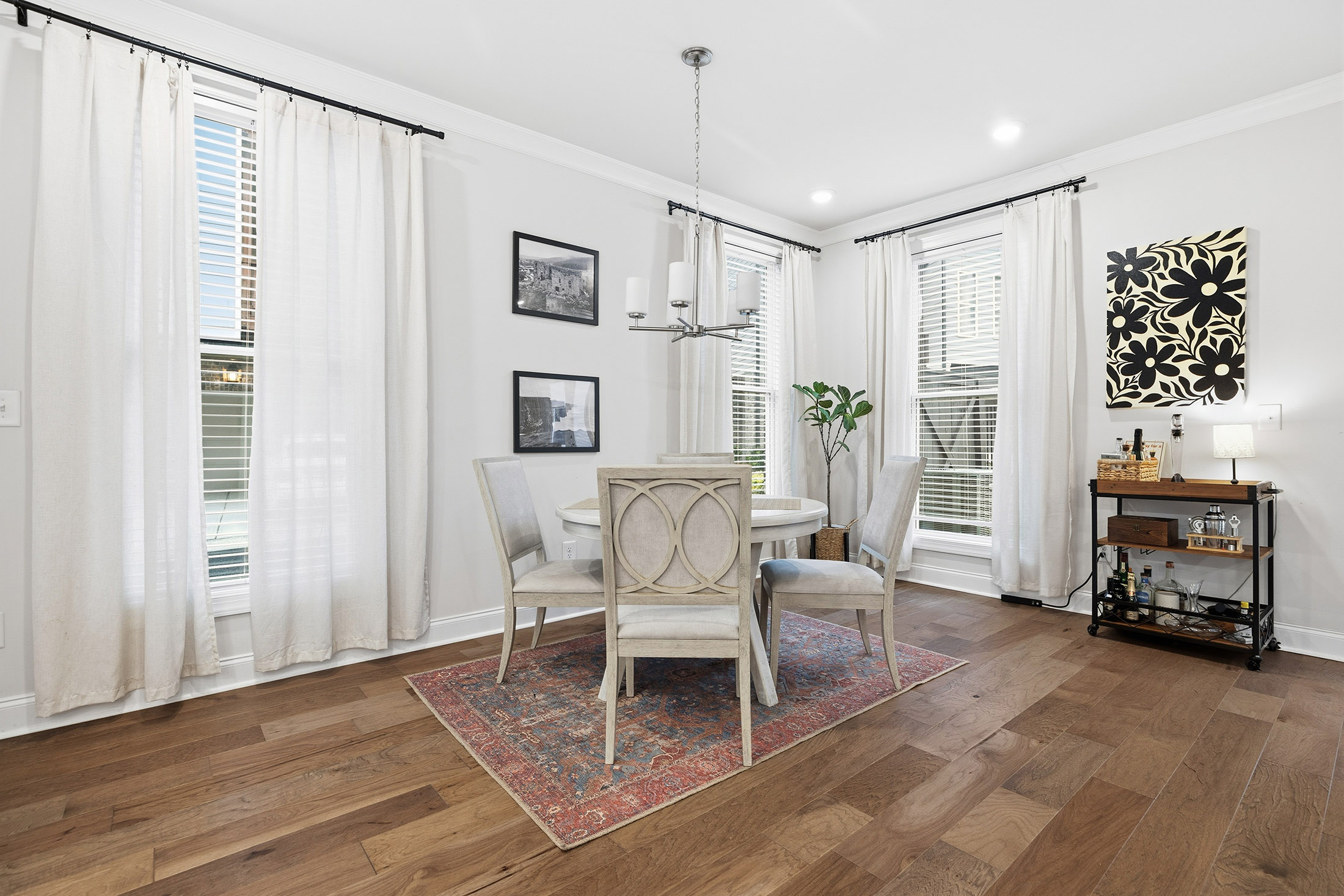  Luxury Townhome Living at its Finest - 物件實景