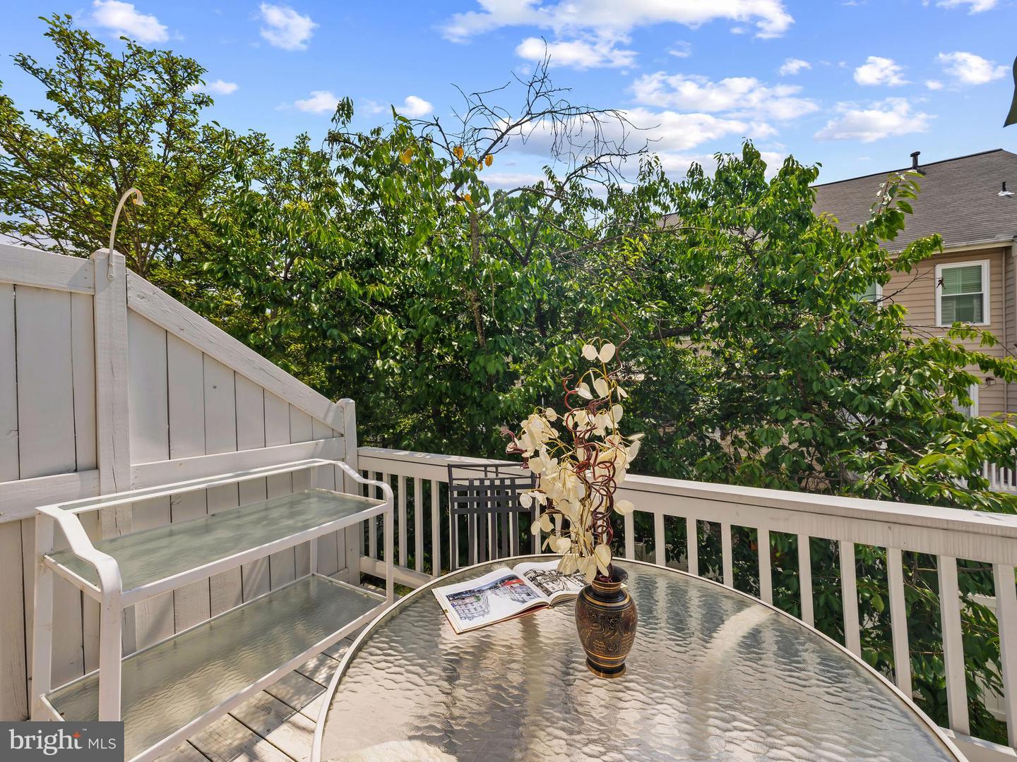 Reston, Virginia, 20190, United States, 3 Bedrooms Bedrooms, ,4 BathroomsBathrooms,Residential,For Sale,1901869