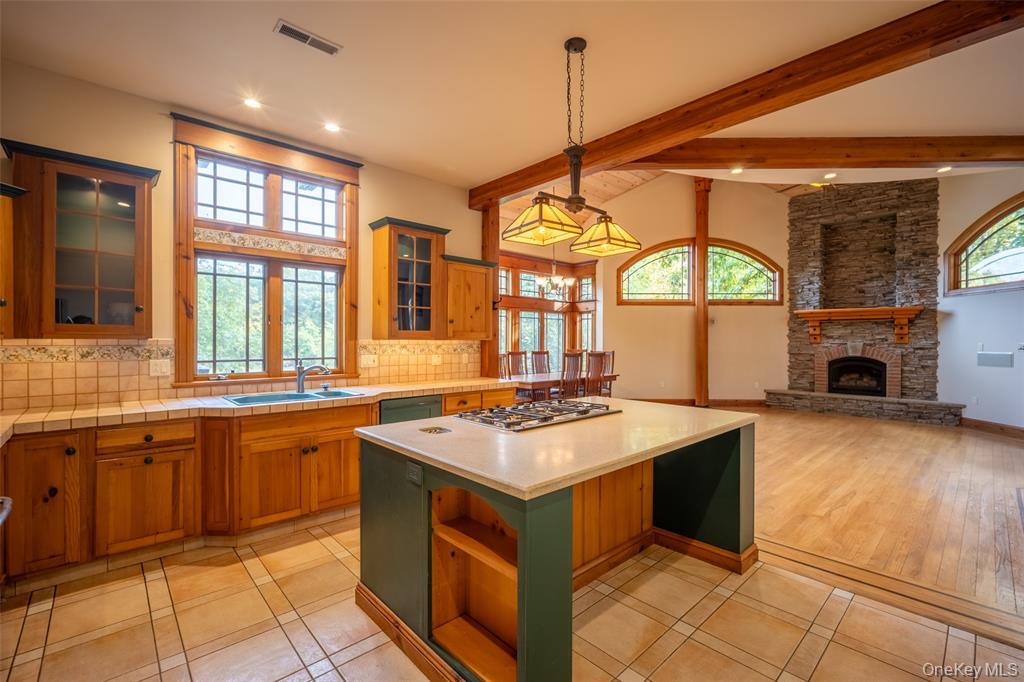 Highland, New York, 12528, United States, 3 Bedrooms Bedrooms, ,3 BathroomsBathrooms,Residential,For Sale,1980654