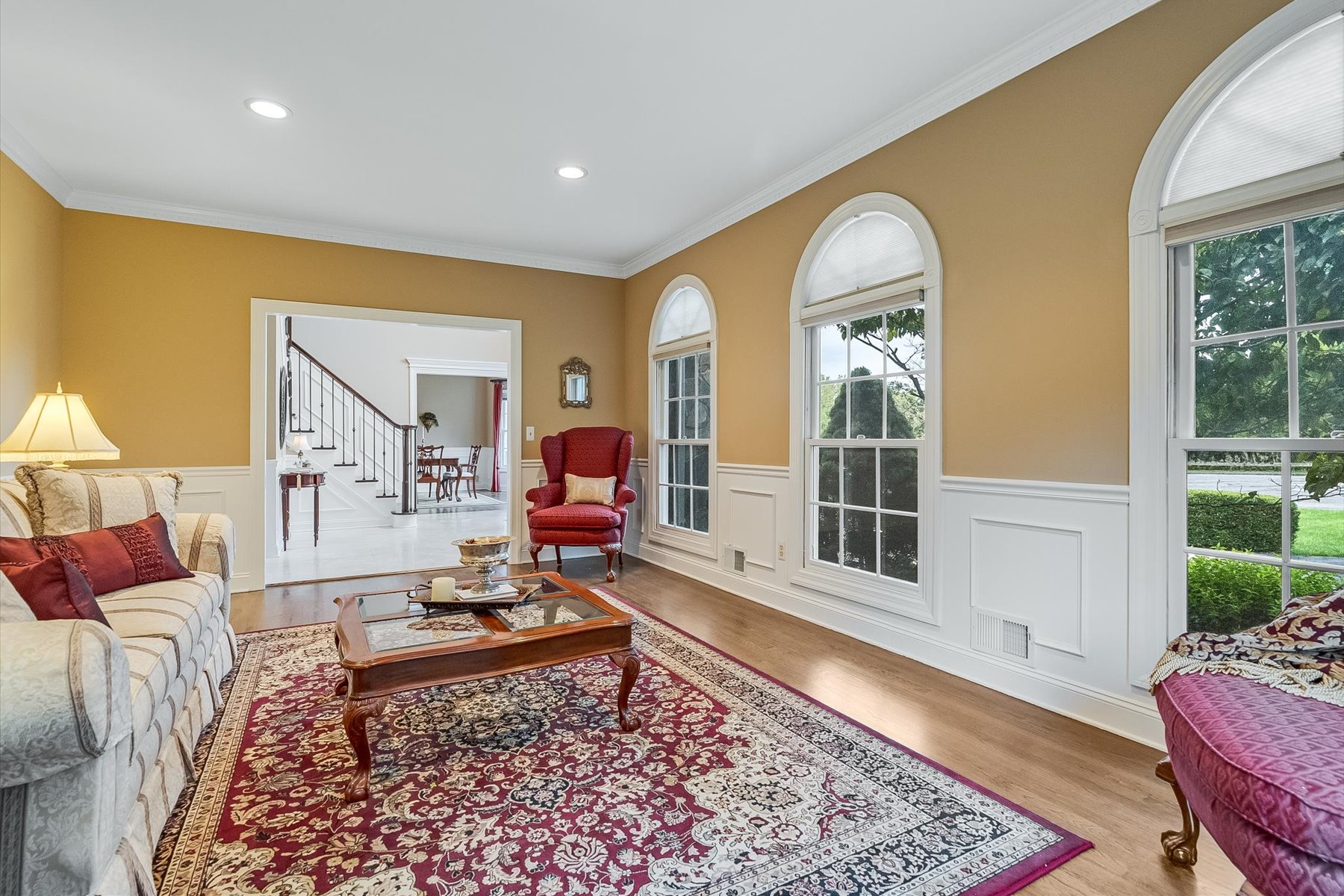  ?Beacon Hill? Meticulously Maintained Neigborhood Colonial - 物件實景