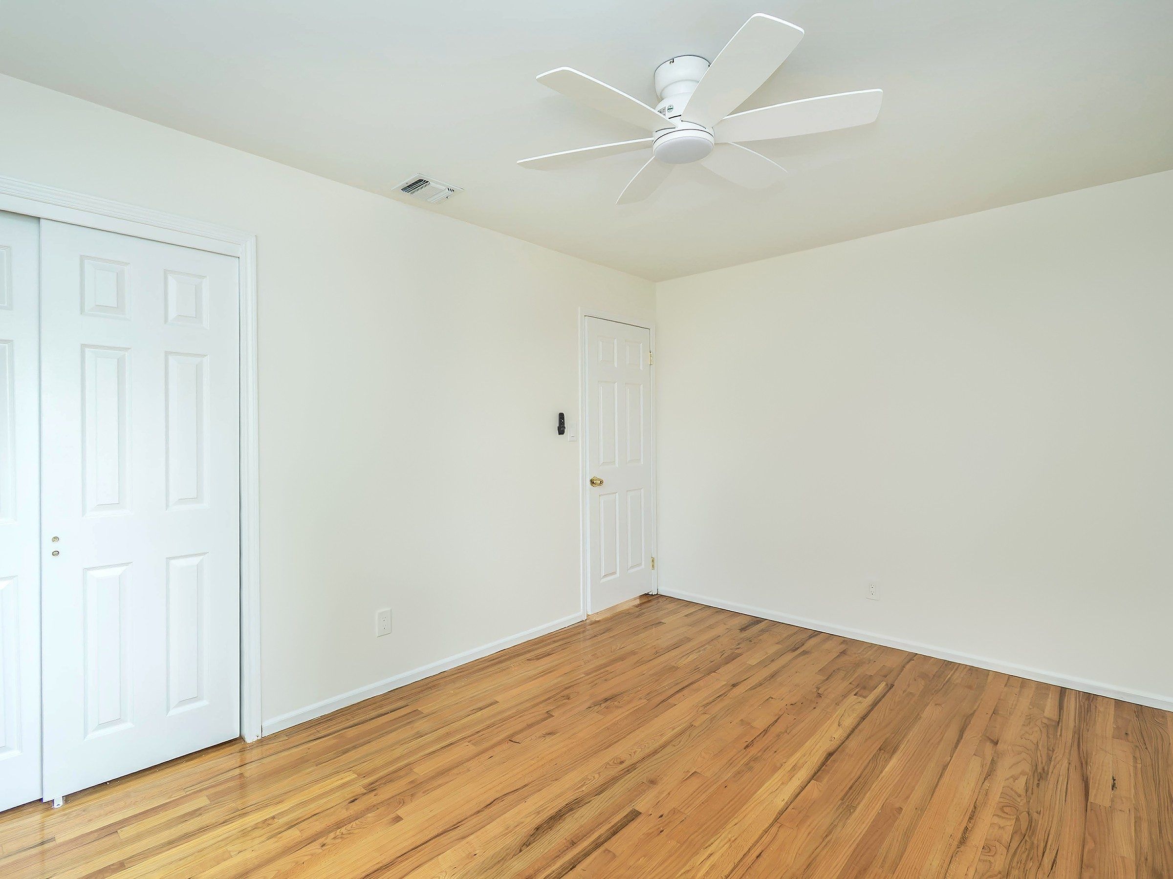  53A Grove Street, Glenwood Landing, NY, 11547 - 物件實景