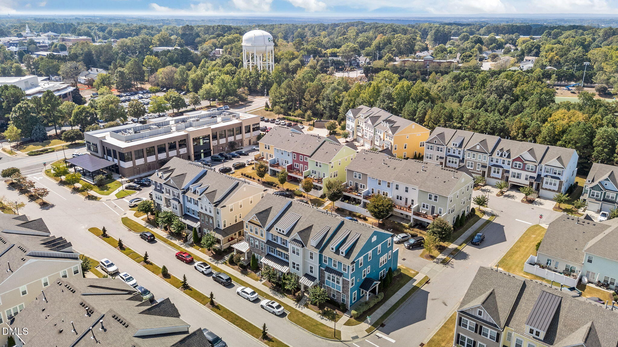 Apex, North Carolina, 27502, United States, 4 Bedrooms Bedrooms, ,4 BathroomsBathrooms,Residential,For Sale,1956835