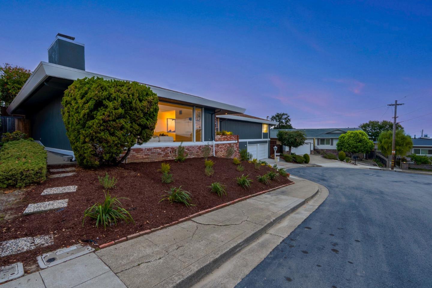 Millbrae, California, 94030, United States, 4 Bedrooms Bedrooms, ,3 BathroomsBathrooms,Residential,For Sale,1989349