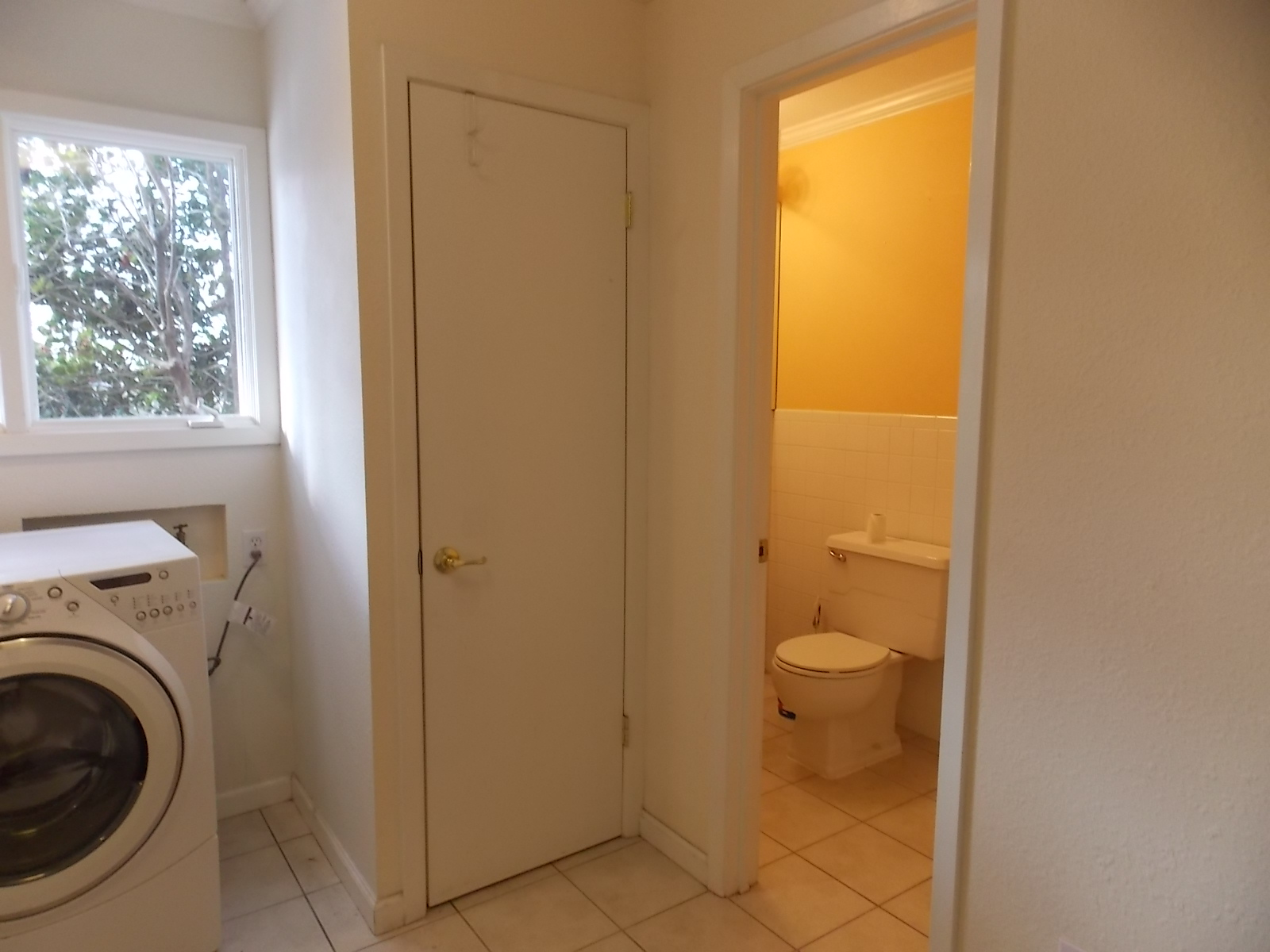 Poplar Bluff, Missouri, 63901, United States, 5 Bedrooms Bedrooms, ,3 BathroomsBathrooms,Residential,For Sale,2001464