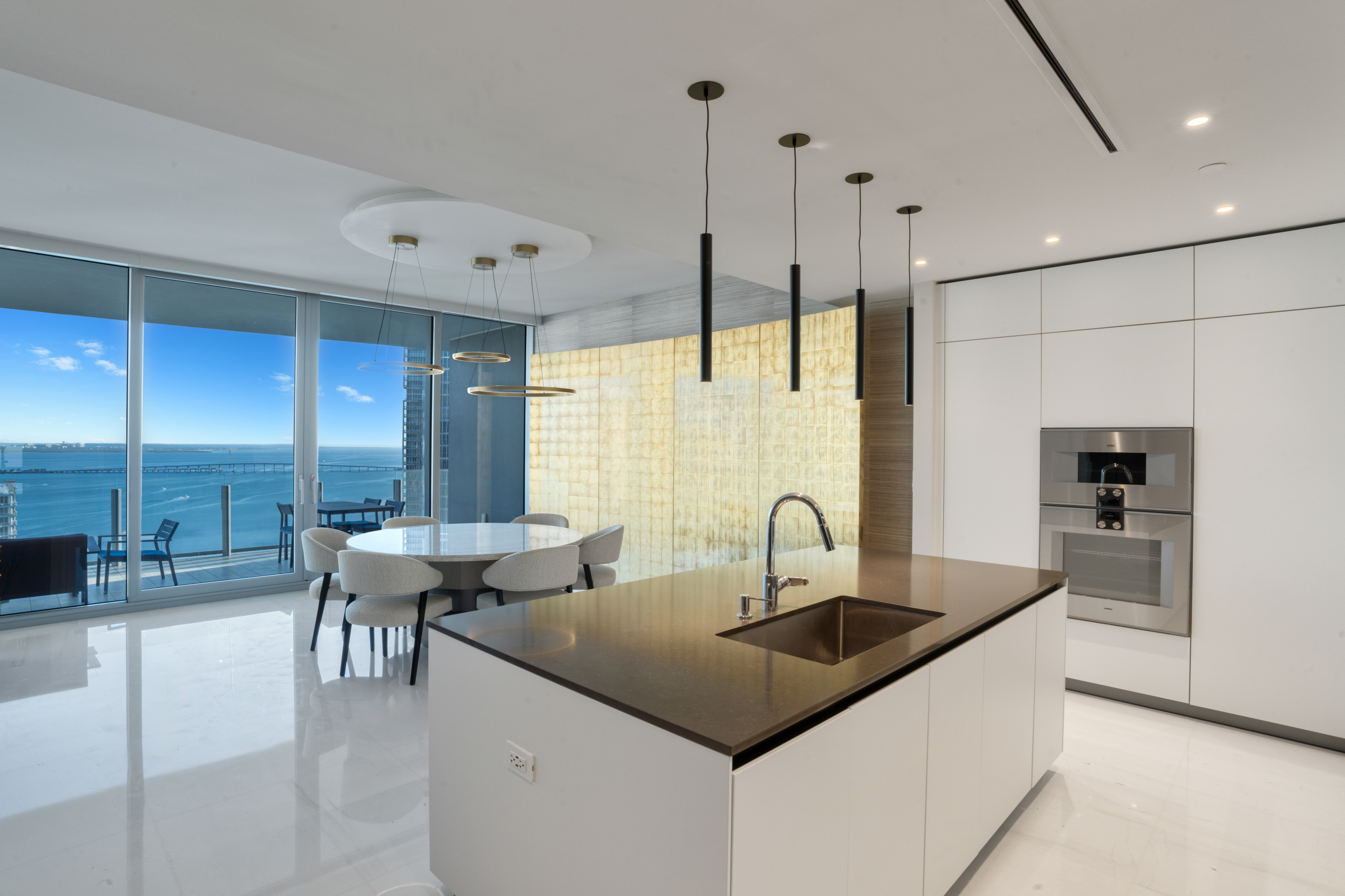  300 Biscayne Boulevard Way, Miami, FL, 33131 - 物件實景