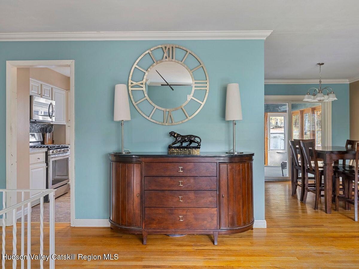 Gardiner, New York, 12525, United States, 3 Bedrooms Bedrooms, ,2 BathroomsBathrooms,Residential,For Sale,1968817