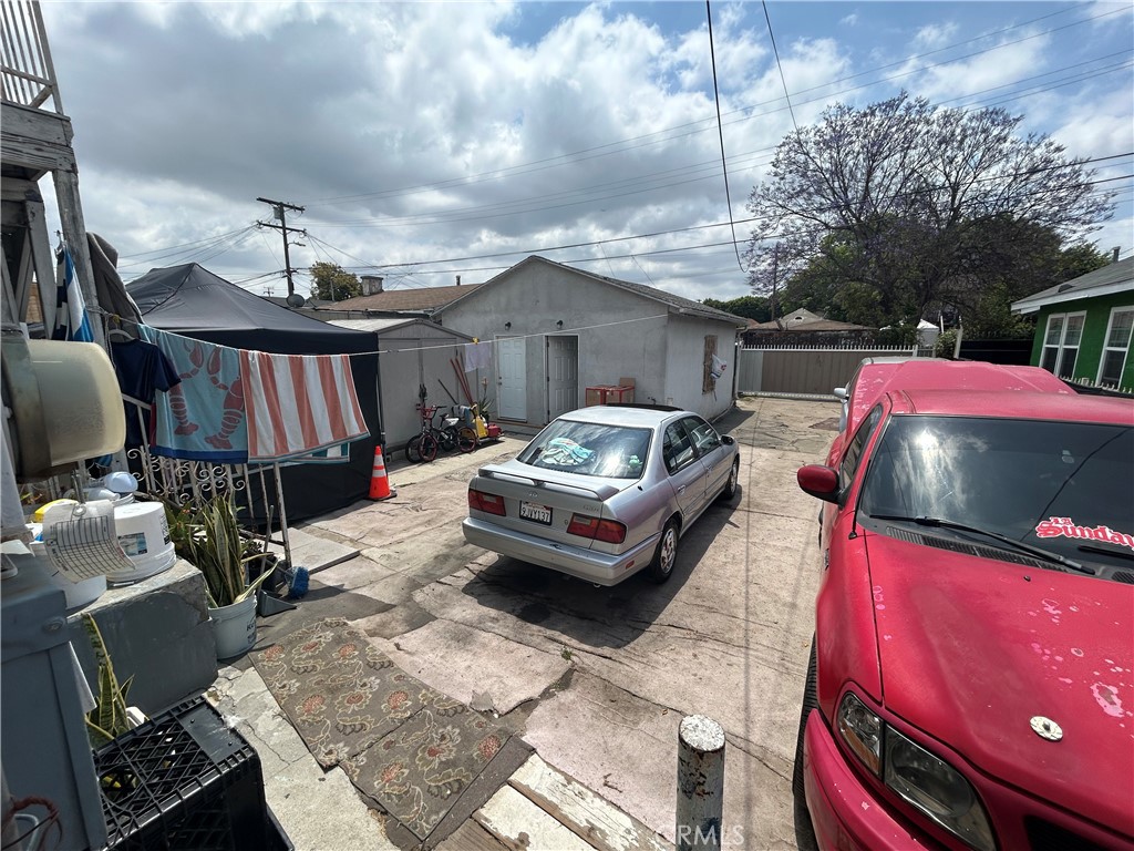Los Angeles, California, 90011, United States, ,Residential,For Sale,1943623