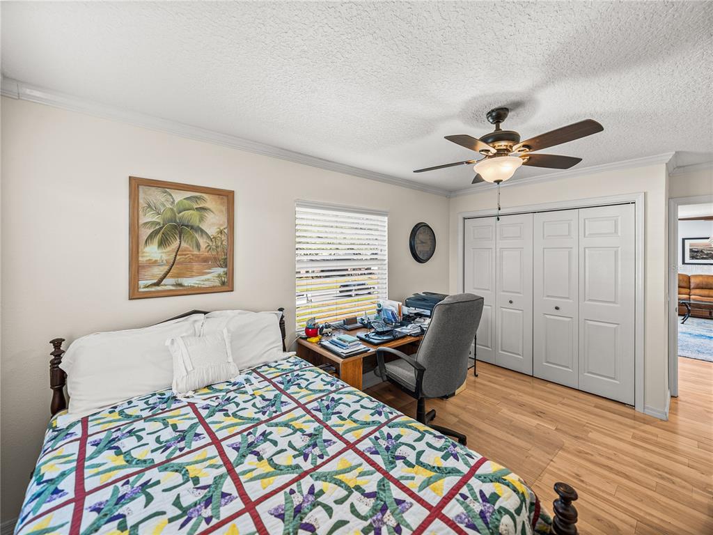 Lakeland, Florida, 33810, United States, 5 Bedrooms Bedrooms, ,4 BathroomsBathrooms,Residential,For Sale,1696884