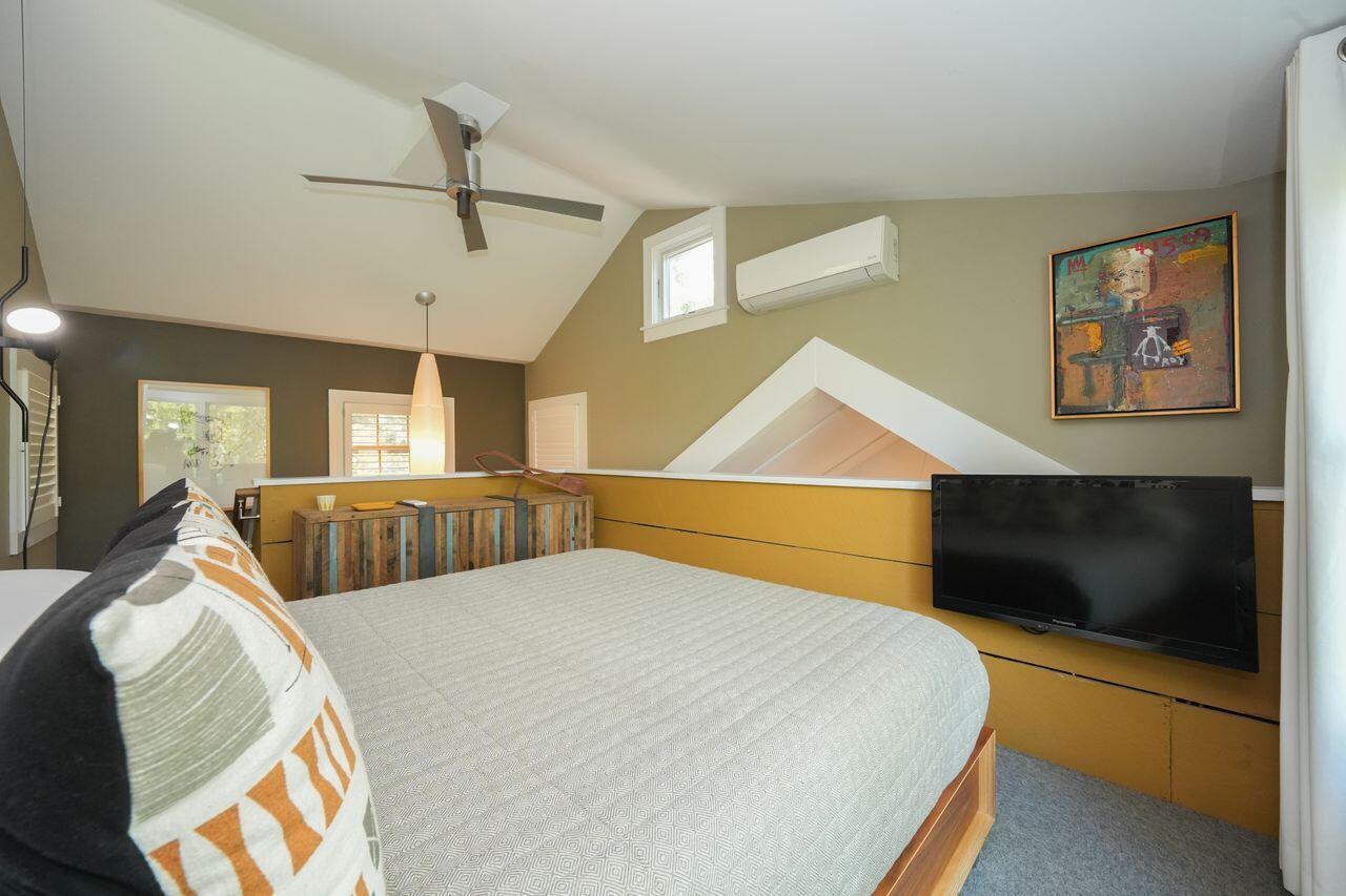 Provincetown, Massachusetts, 02657, United States, 1 Bedroom Bedrooms, ,1 BathroomBathrooms,Residential,For Sale,1932687