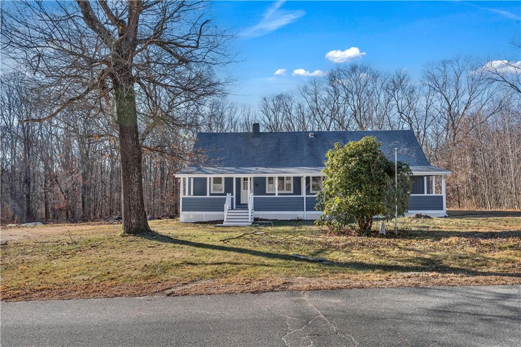 Burrillville, Rhode Island, 02859, United States, 5 Bedrooms Bedrooms, ,3 BathroomsBathrooms,Residential,For Sale,2008536