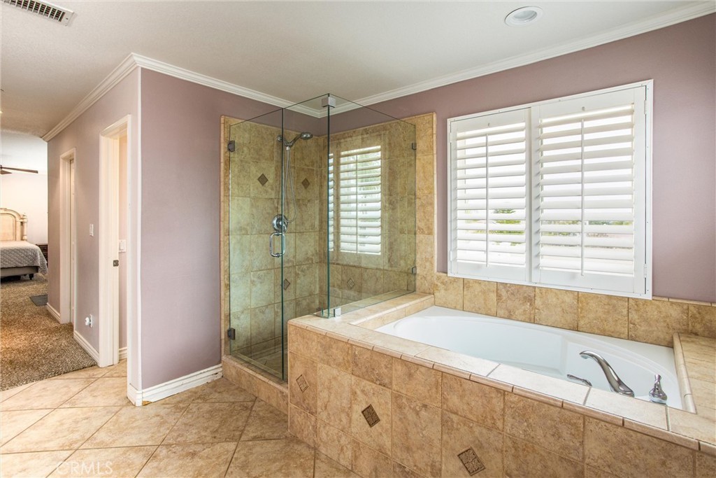 Redlands, California, 92374, United States, 4 Bedrooms Bedrooms, ,2 BathroomsBathrooms,Residential,For Sale,1982377