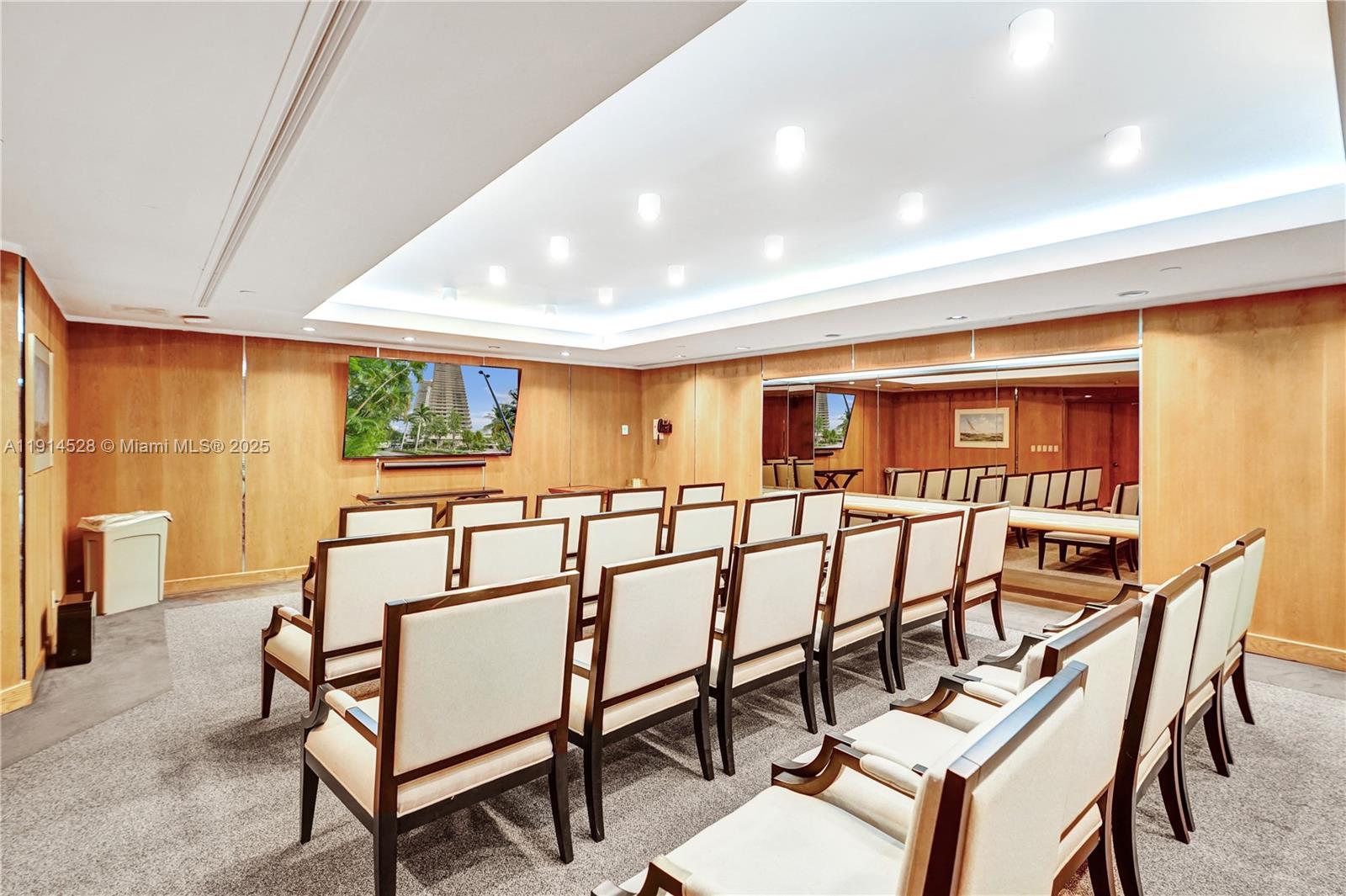 Aventura, Florida, 33180, United States, 2 Bedrooms Bedrooms, ,2 BathroomsBathrooms,Residential,For Sale,1994383