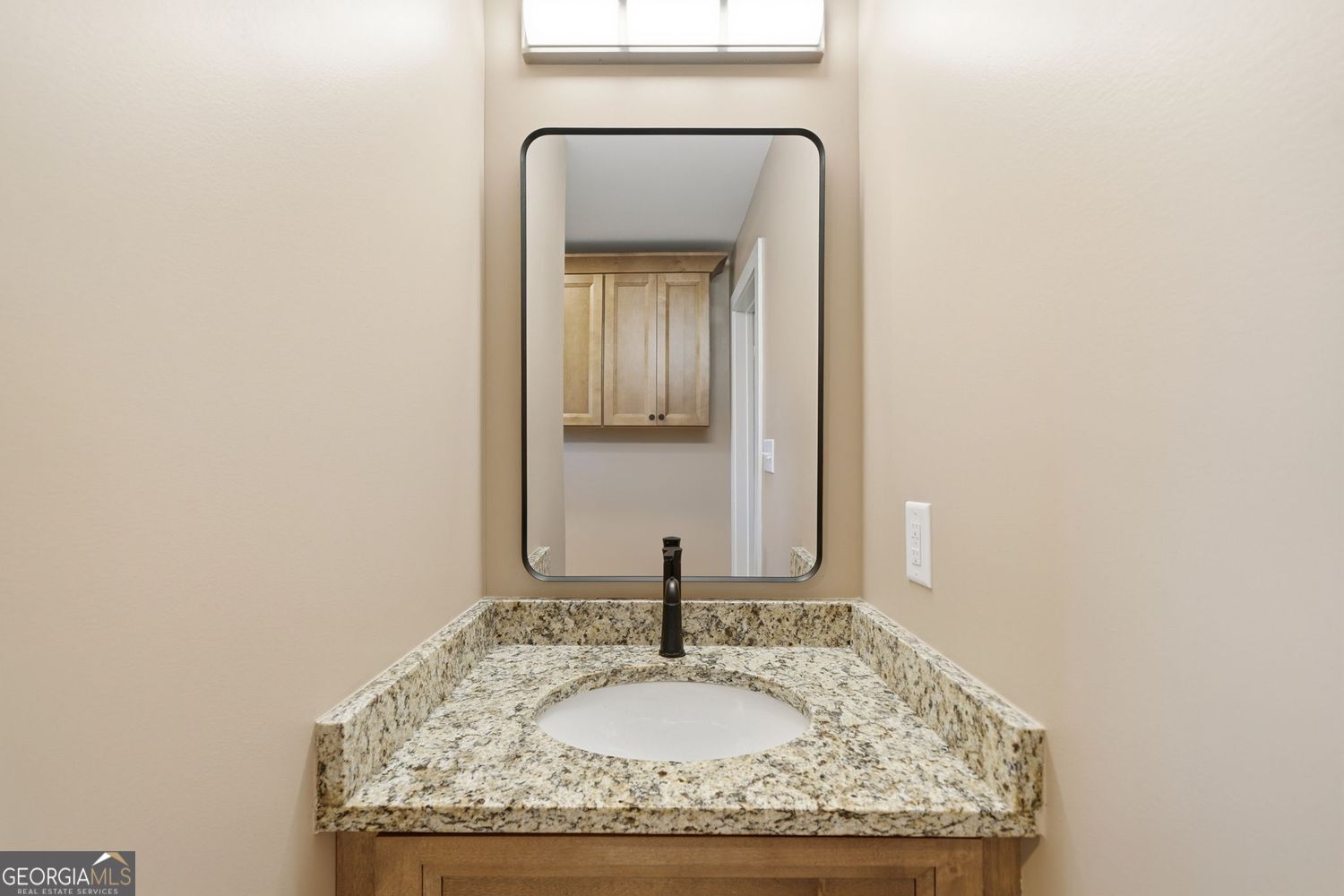 Jasper, Georgia, 30143, United States, 4 Bedrooms Bedrooms, ,1 BathroomBathrooms,Residential,For Sale,2014556