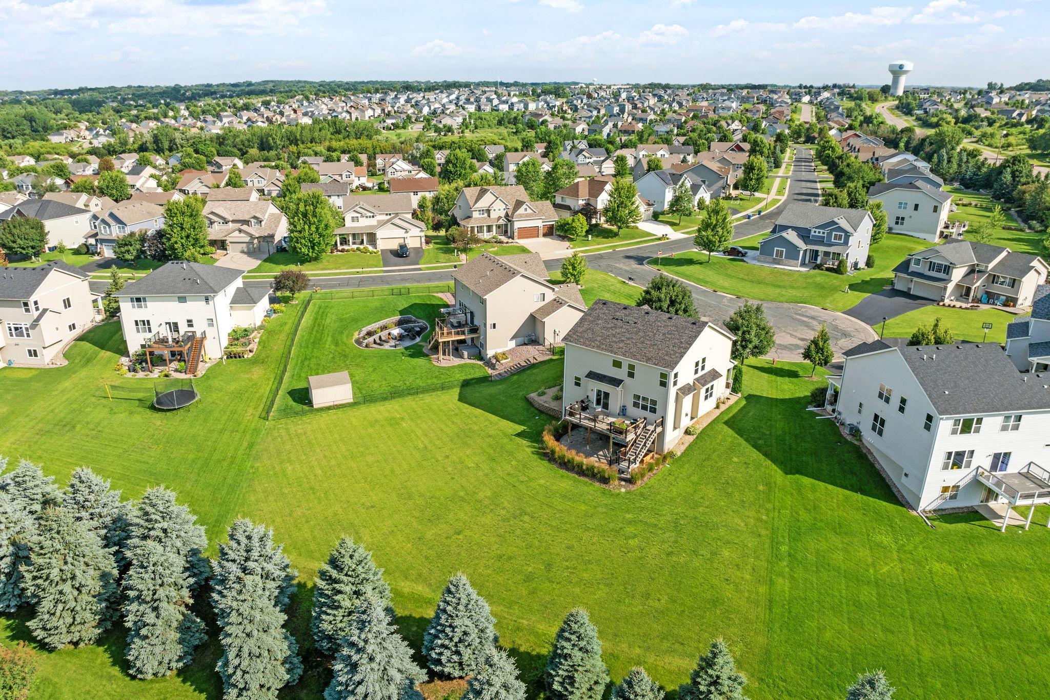 Lakeville, Minnesota, 55044, United States, 4 Bedrooms Bedrooms, ,3 BathroomsBathrooms,Residential,For Sale,1992013