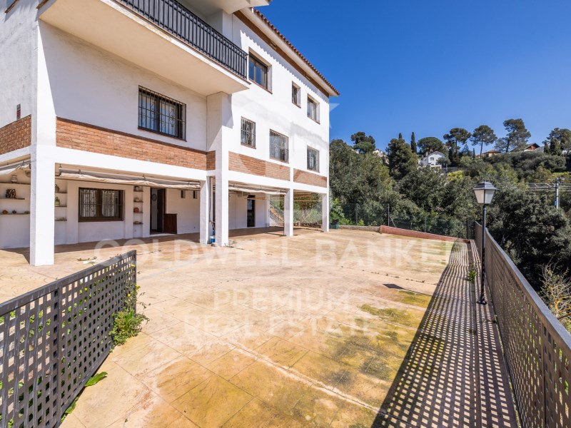 Sant Cugat del Vallès, Catalonia, ES, 5 Bedrooms Bedrooms, ,2 BathroomsBathrooms,Residential,For Sale,1759701