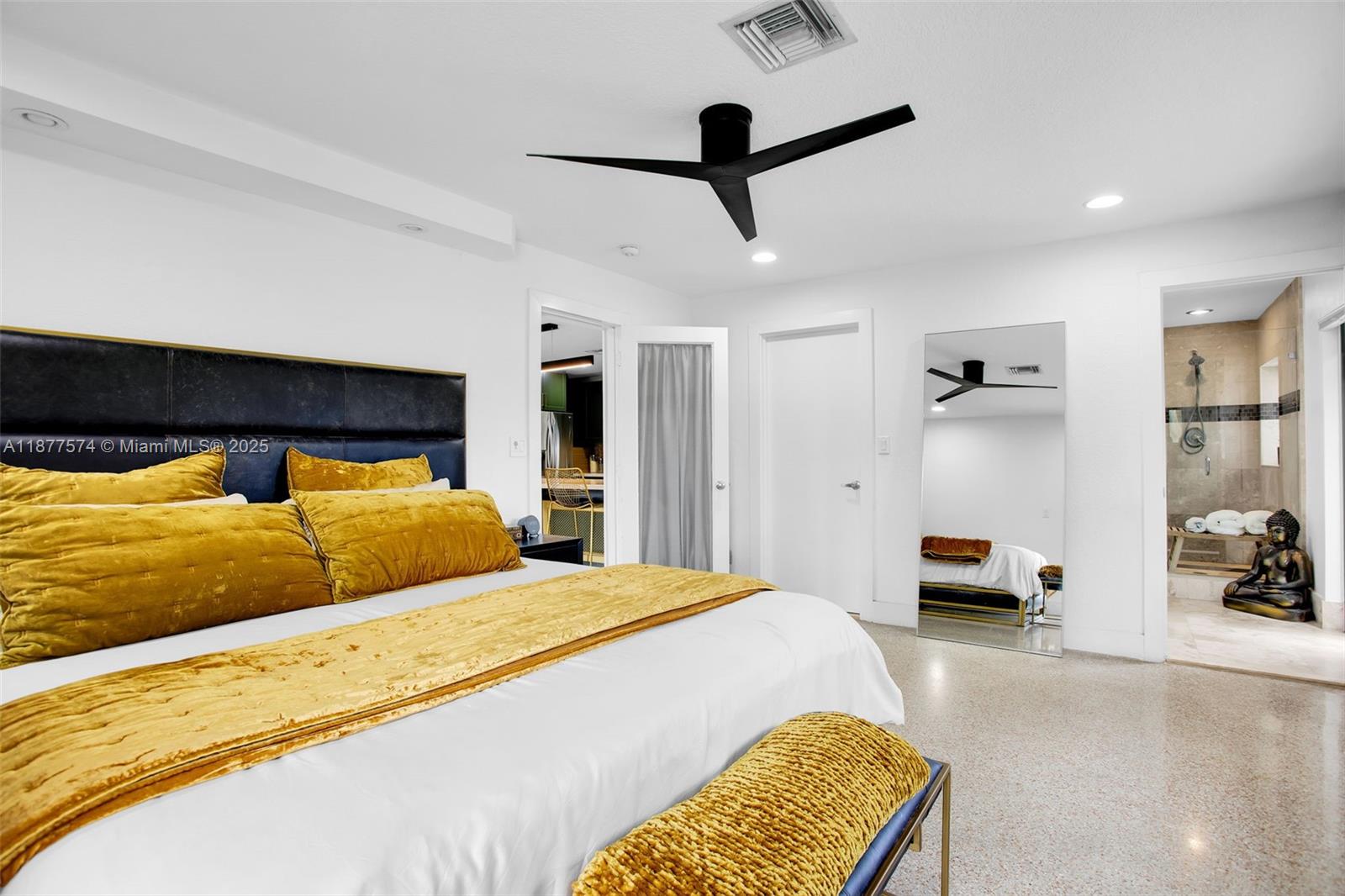 Wilton Manors, Florida, 33334, United States, 3 Bedrooms Bedrooms, ,3 BathroomsBathrooms,Residential,For Sale,1947052