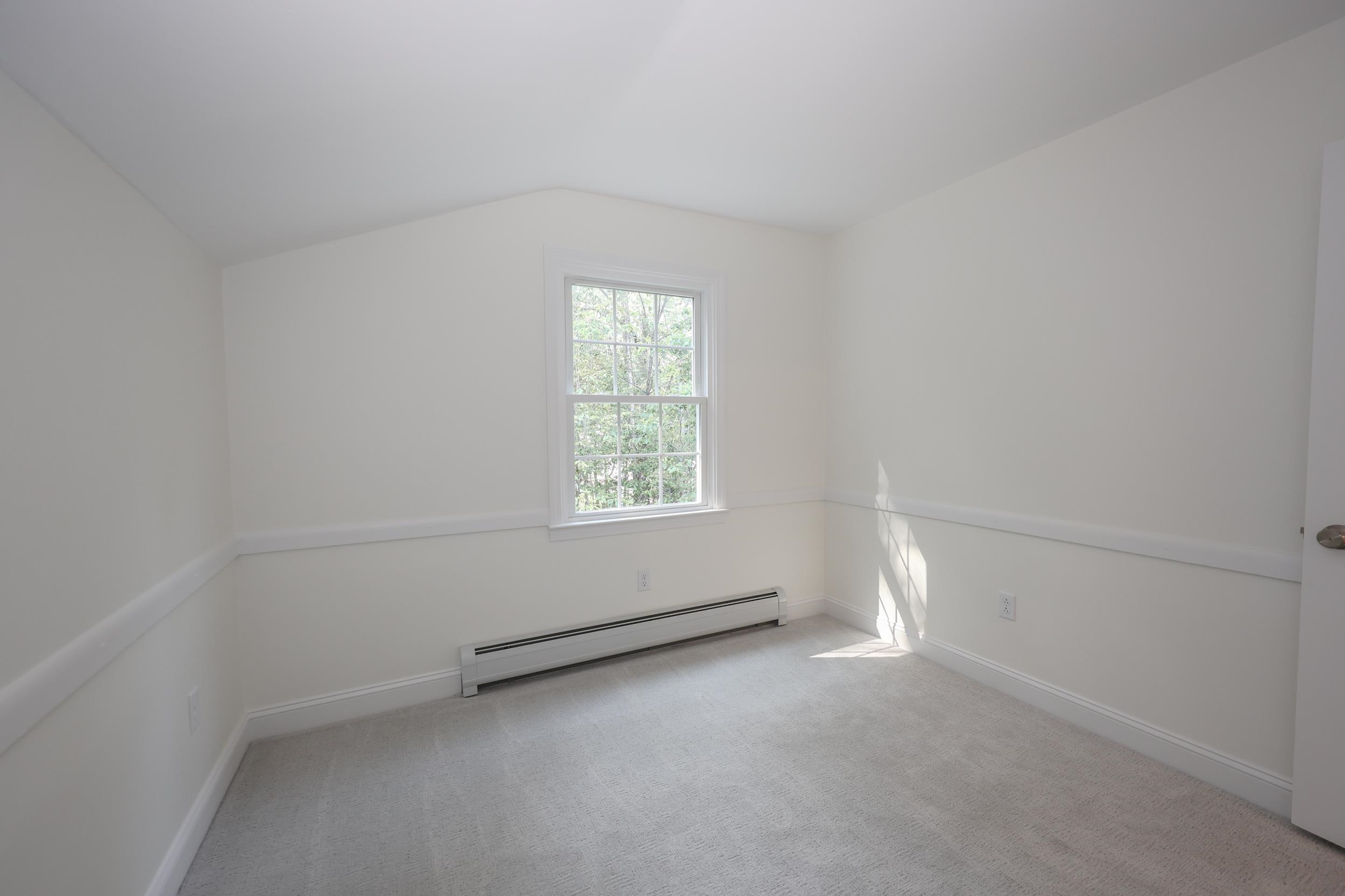 Wilton, New Hampshire, 03086, United States, 3 Bedrooms Bedrooms, ,2 BathroomsBathrooms,Residential,For Sale,1940505