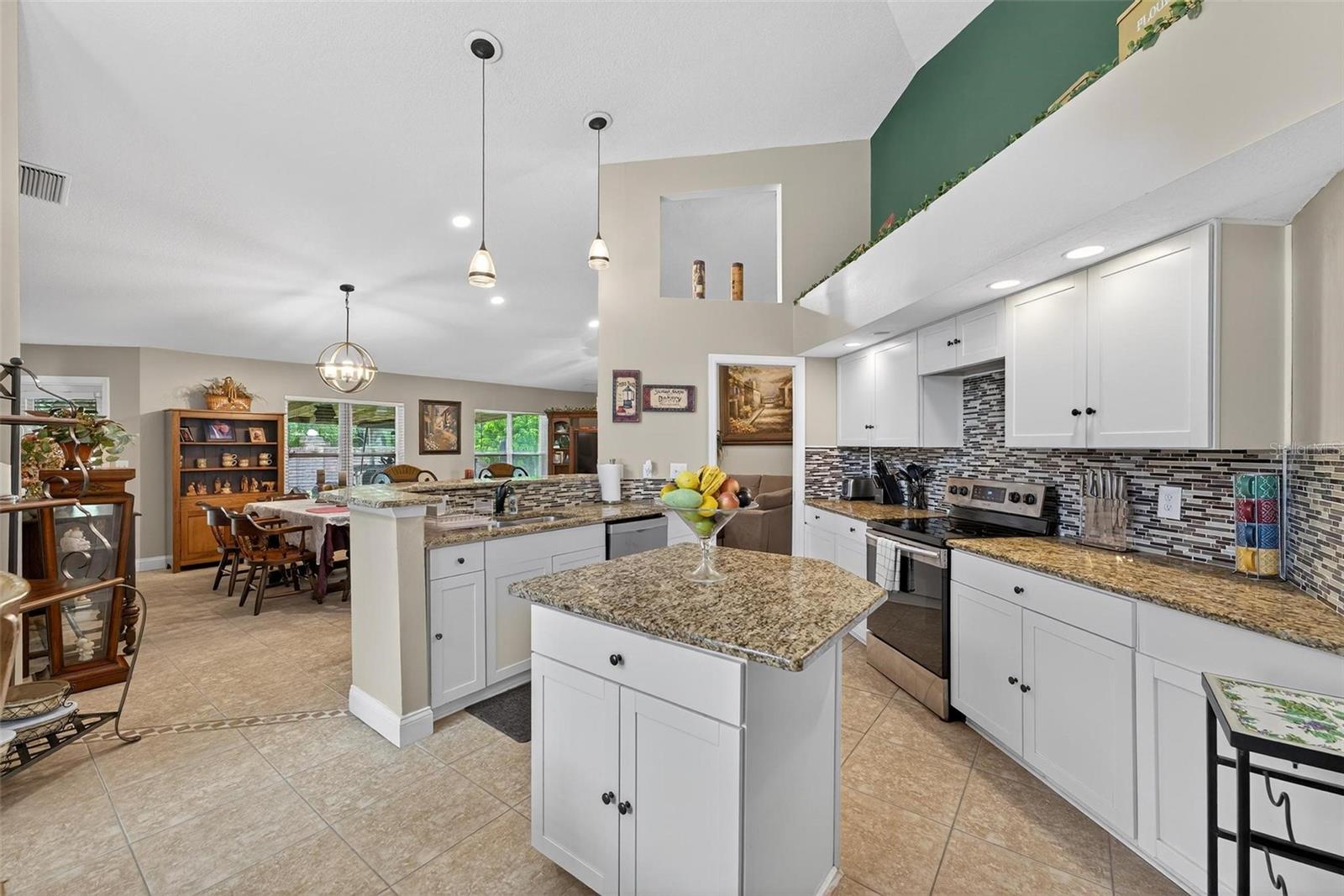 ORLANDO, Florida, 32819, United States, 4 Bedrooms Bedrooms, ,3 BathroomsBathrooms,Residential,For Sale,1921033