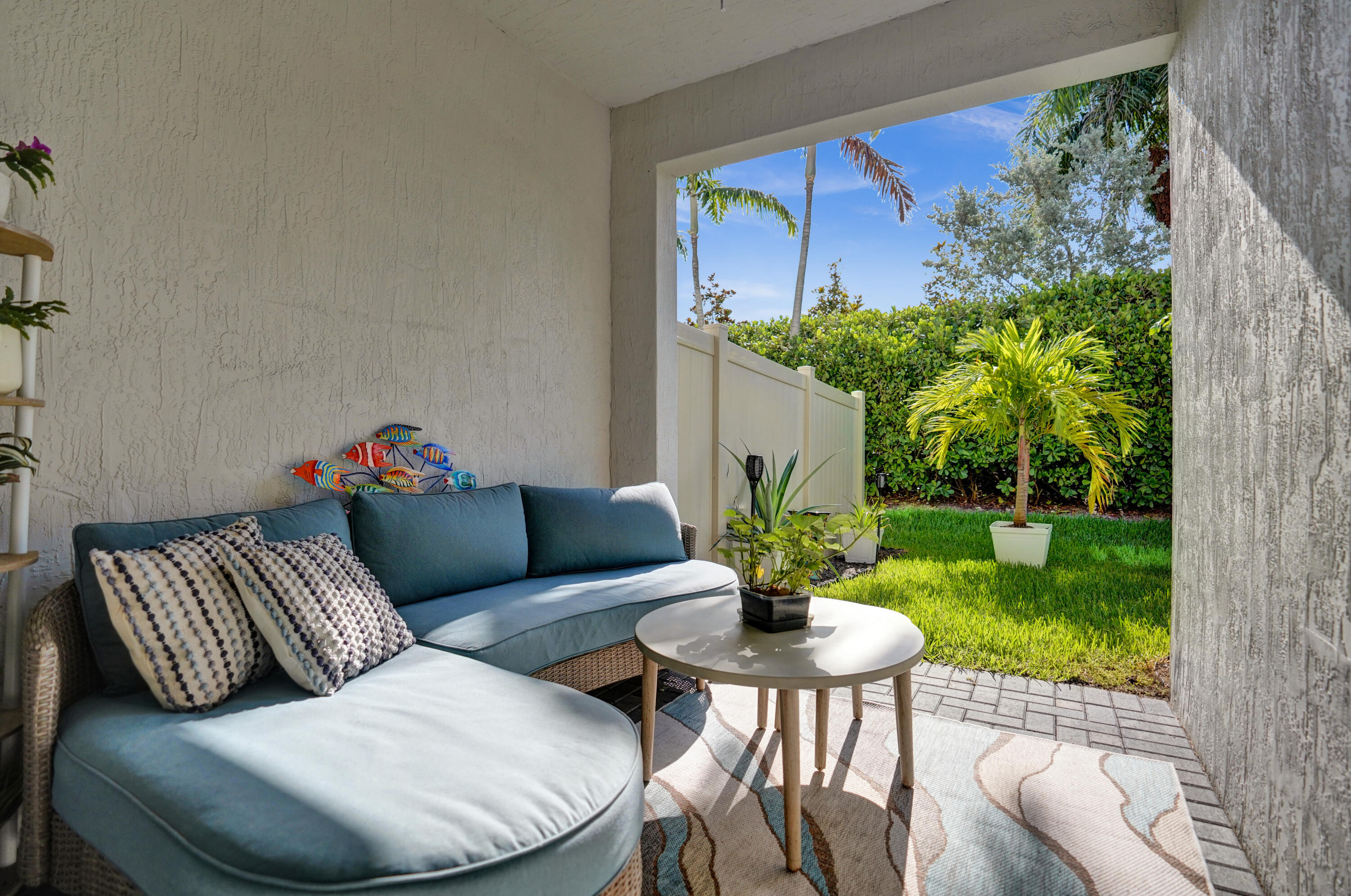Lake Worth, Florida, 33467, United States, 3 Bedrooms Bedrooms, ,3 BathroomsBathrooms,Residential,For Sale,1859964