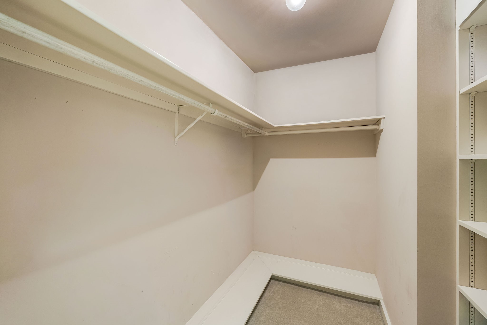  5555 Del Monte Drive #207 - 物件實景