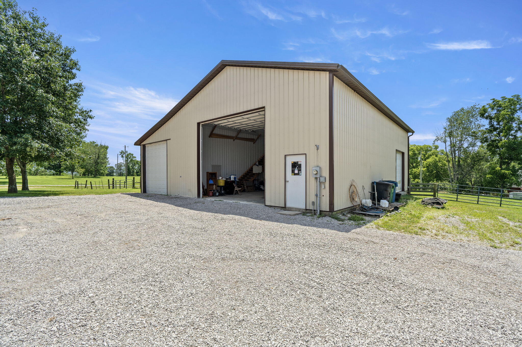 Waddy, Kentucky, 40076, United States, 3 Bedrooms Bedrooms, ,2 BathroomsBathrooms,Residential,For Sale,1979583